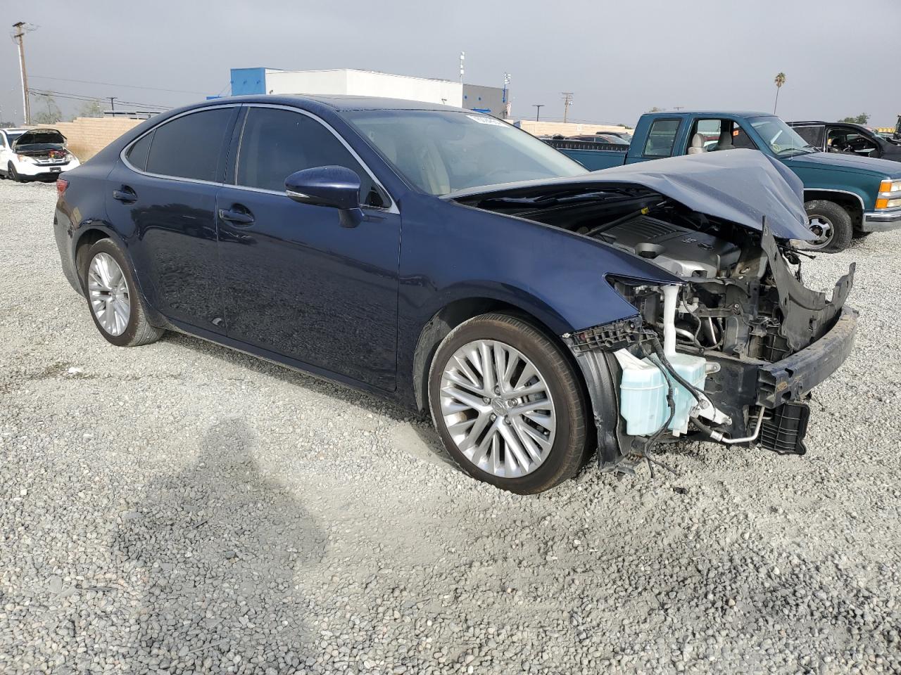 2014 Lexus ES - Image 4