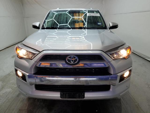 Паркетники TOYOTA 4RUNNER 2015 Серебристый