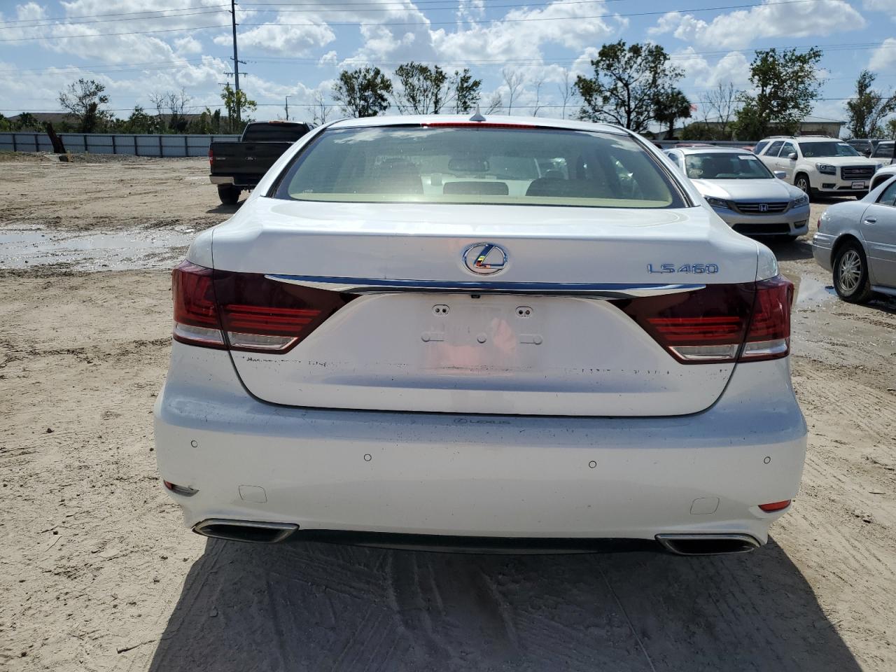 2013 Lexus Ls 460 VIN: JTHBL5EF9D5121109 Lot: 74425384