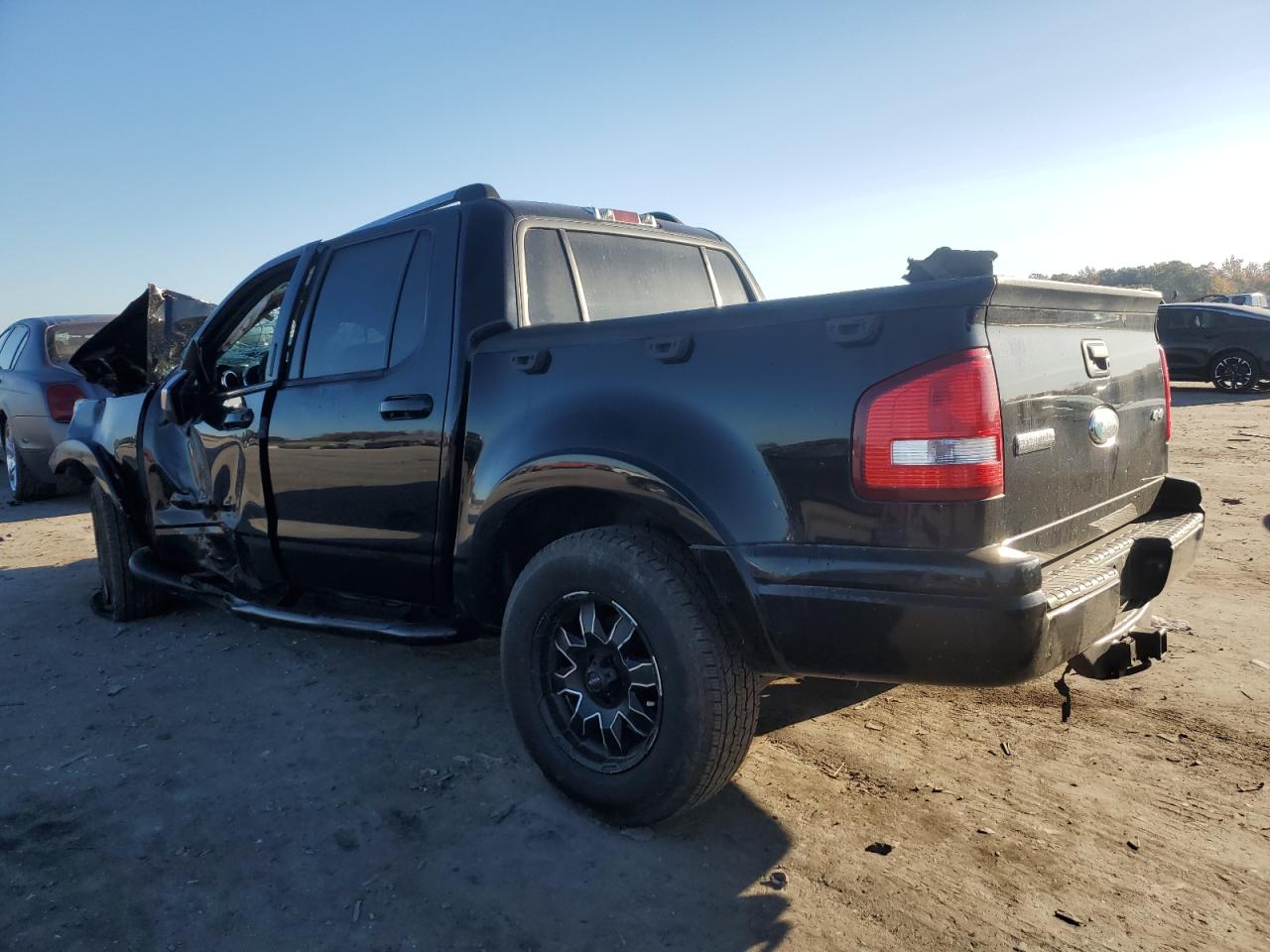 2008 Ford Explorer - Image 2