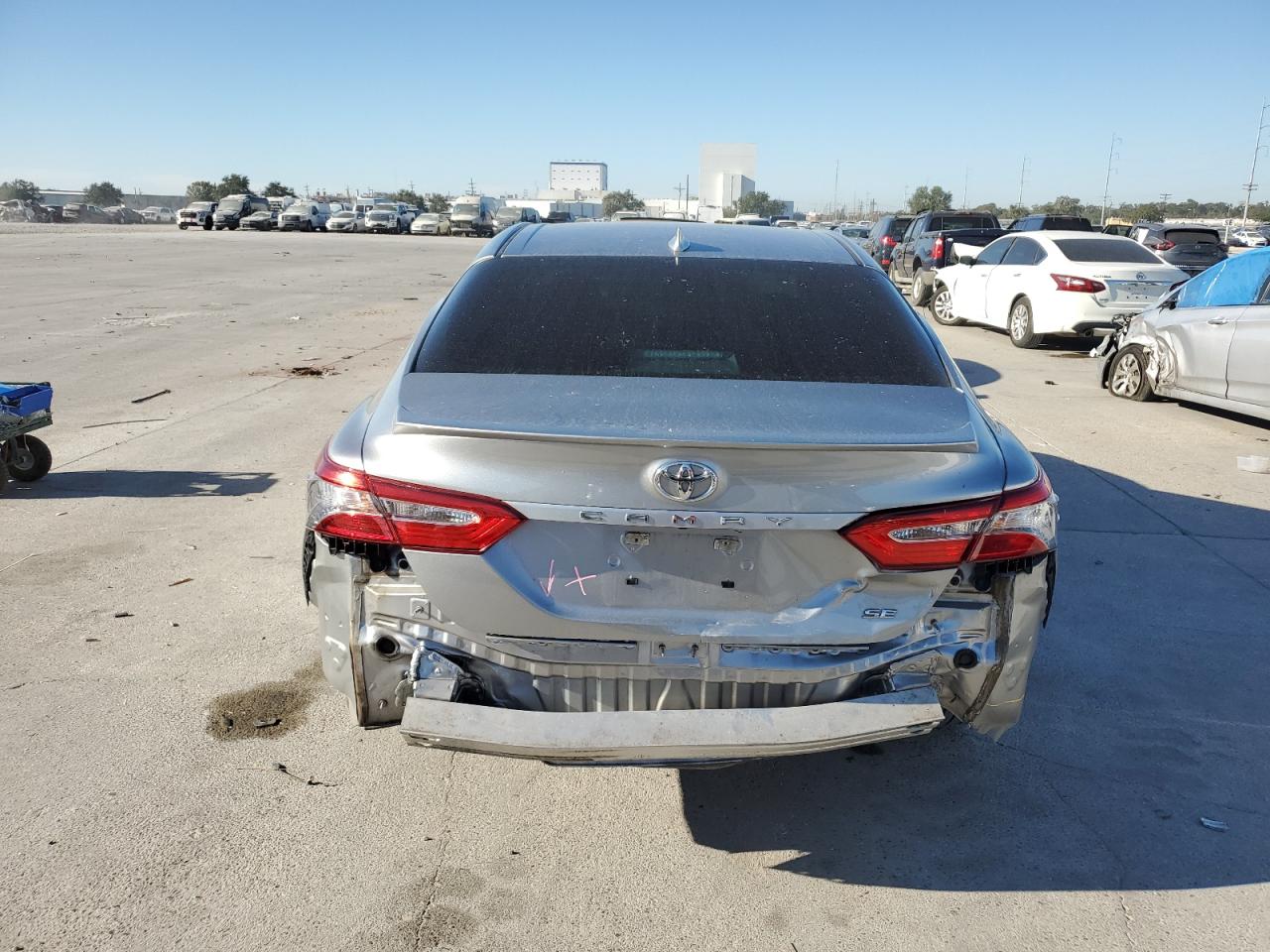 2019 Toyota Camry L VIN: 4T1B11HK1KU766926 Lot: 77026334