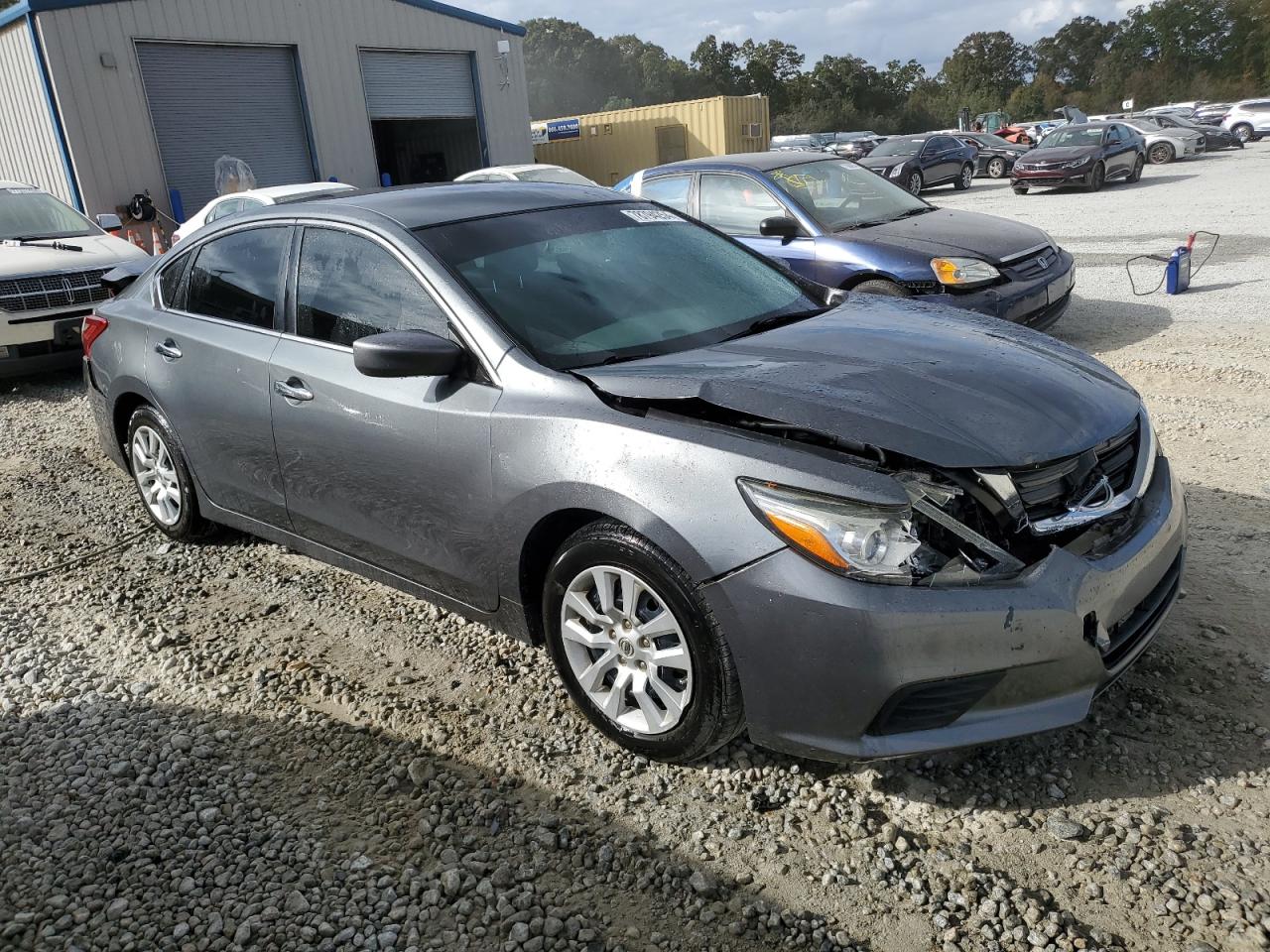 2018 Nissan Altima - Image 4