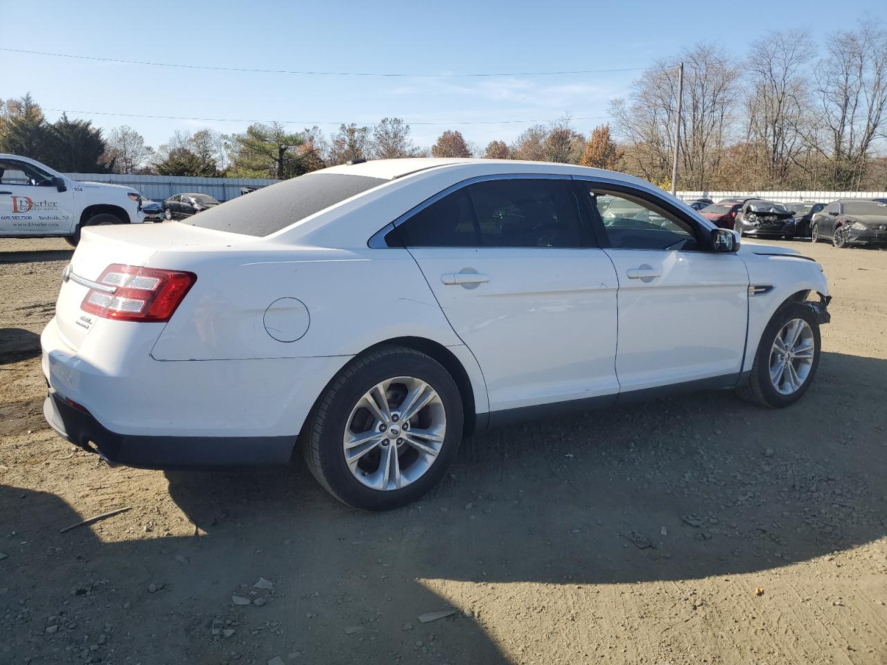 VIN 1FAHP2E83DG207607 2013 FORD TAURUS no.3