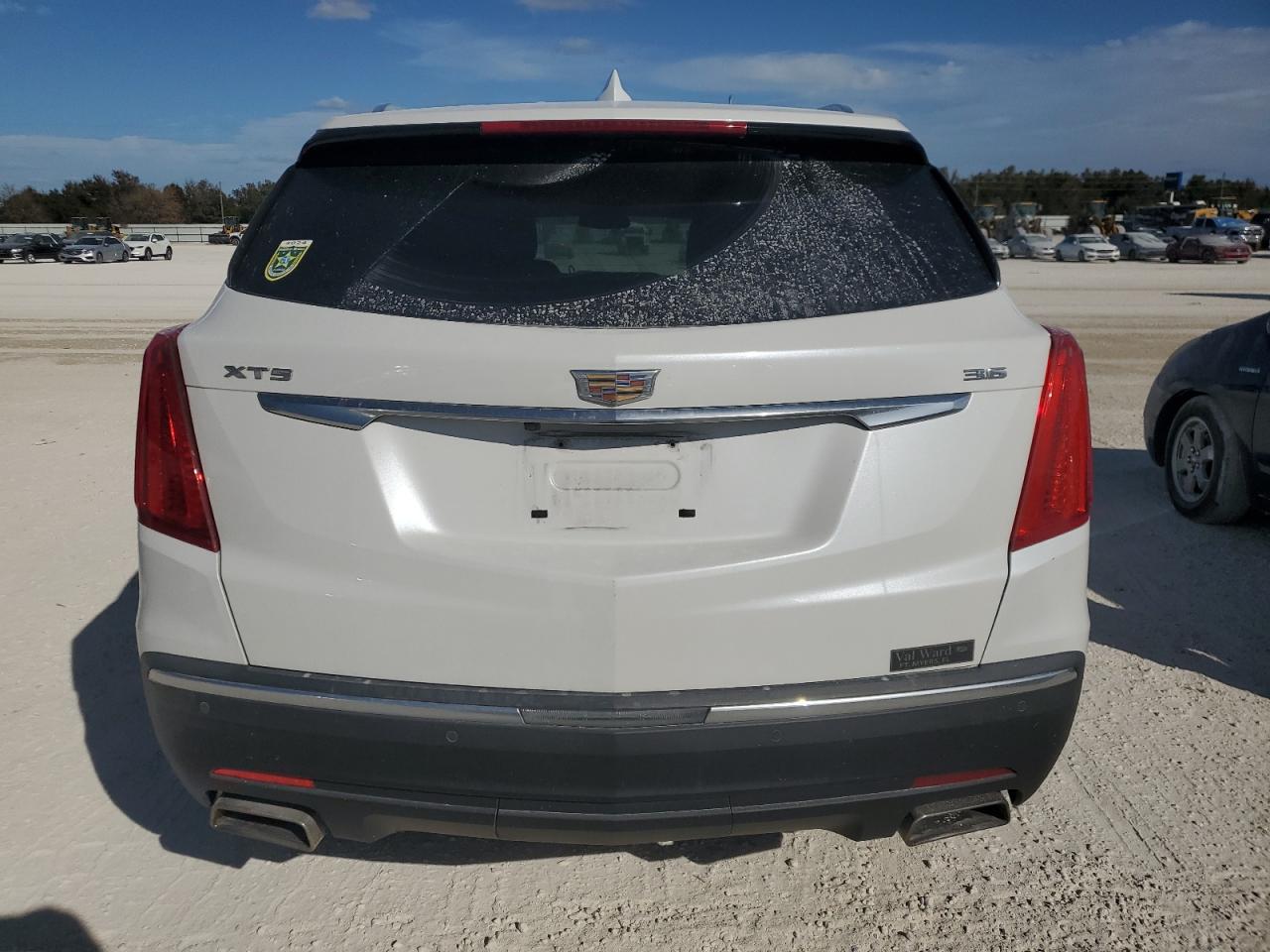 2019 Cadillac XT5 - Image 6