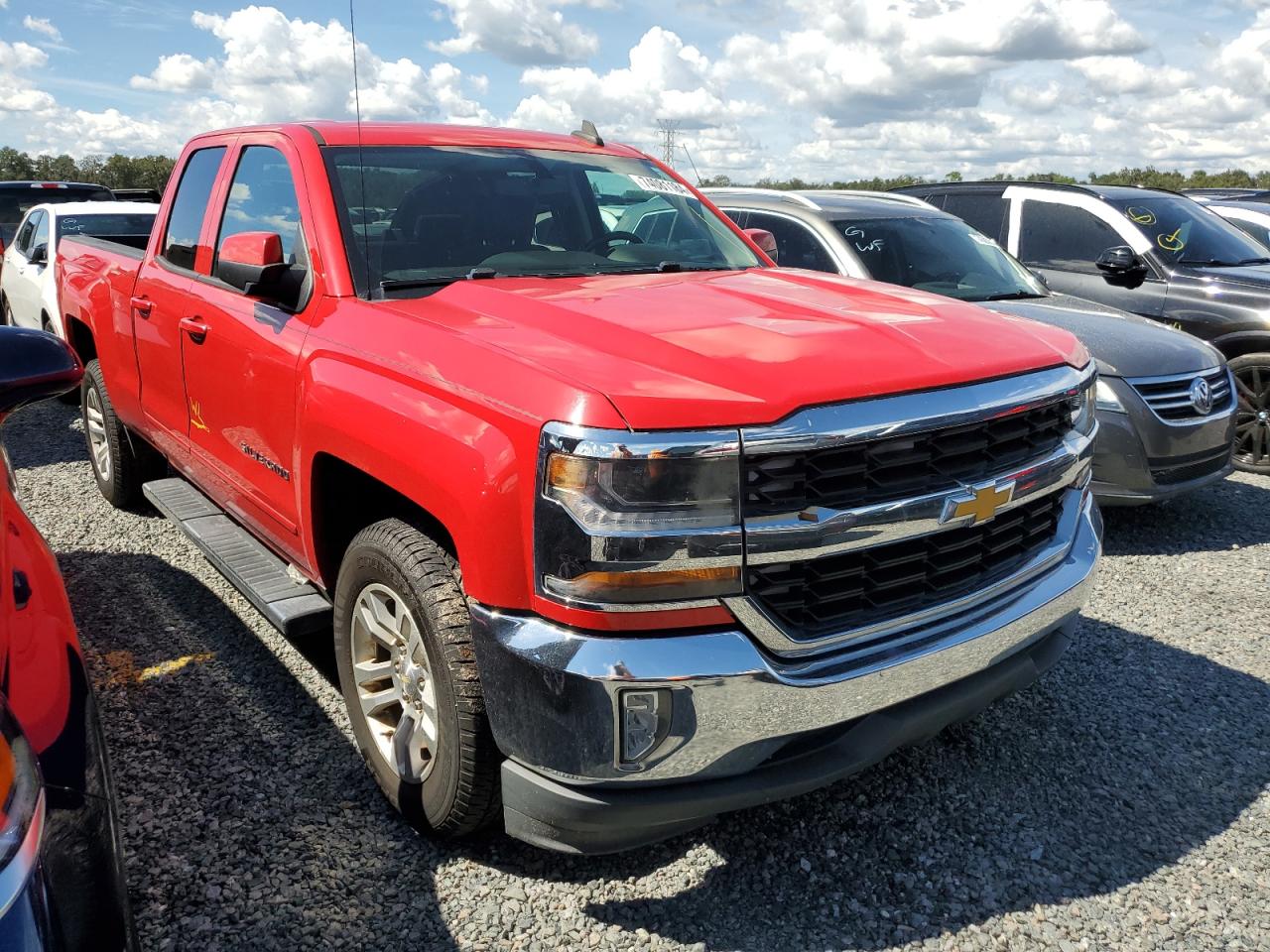 2016 Chevrolet Silverado - Image 4