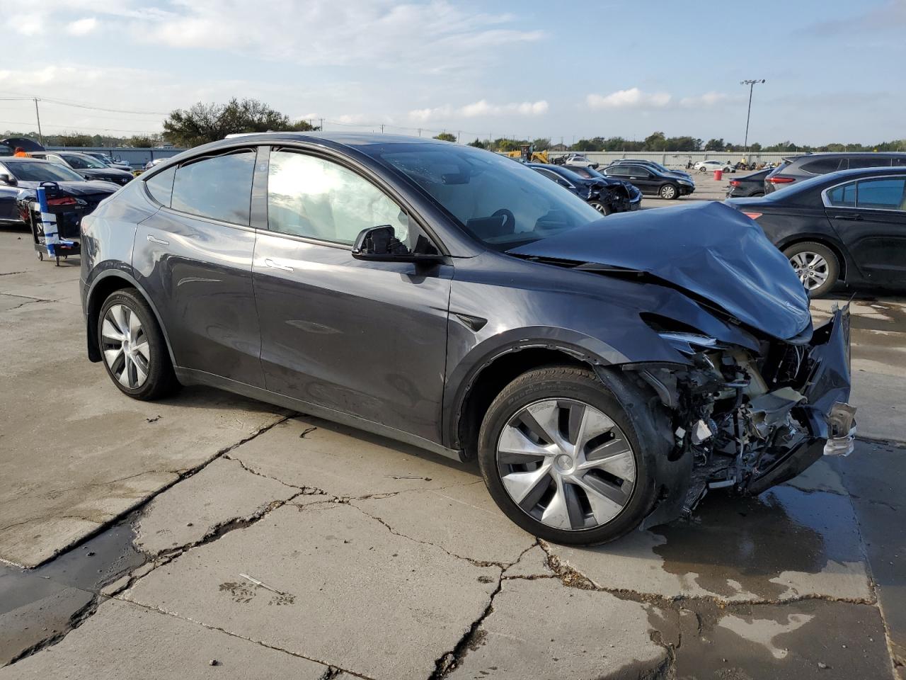 VIN 7SAYGDED6RF054499 2024 TESLA MODEL Y no.4