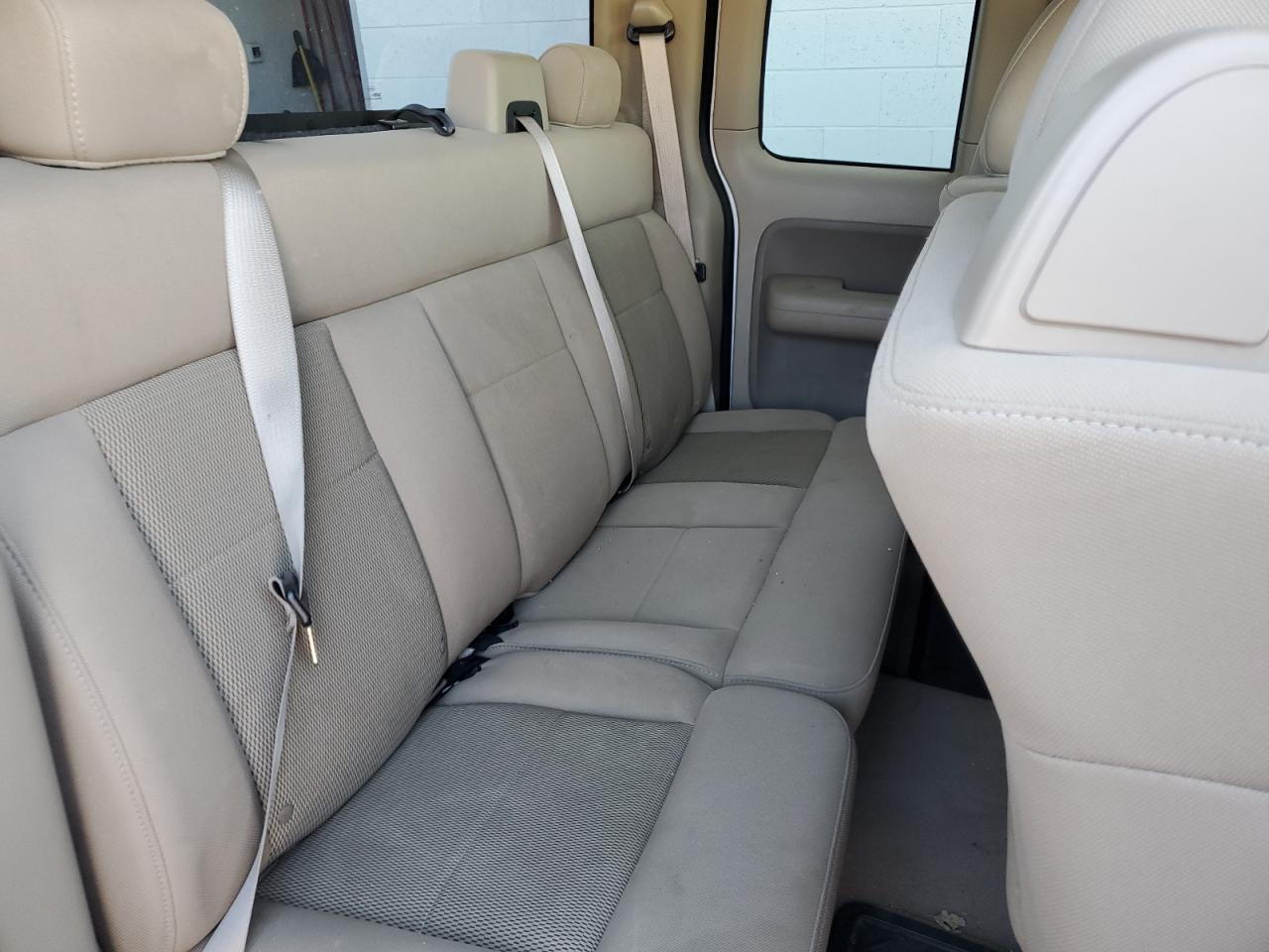 2006 Ford F-150 - Image 10