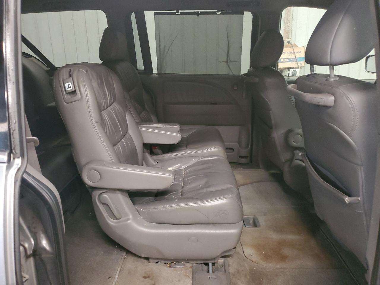 2010 Honda Odyssey - Image 12