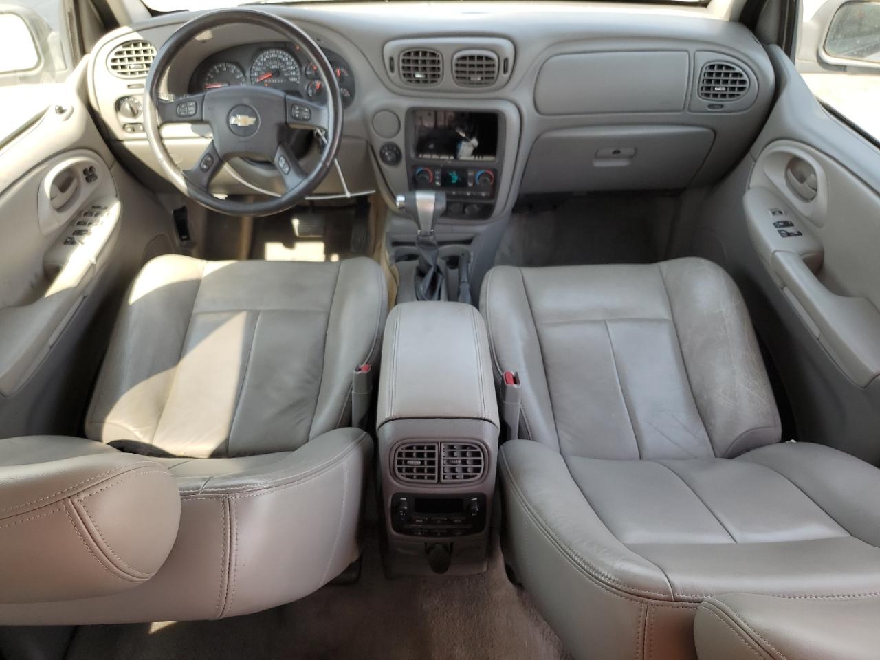 2009 Chevrolet TrailBlazer - Image 8