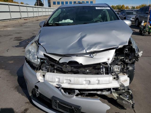  TOYOTA PRIUS 2015 Silver