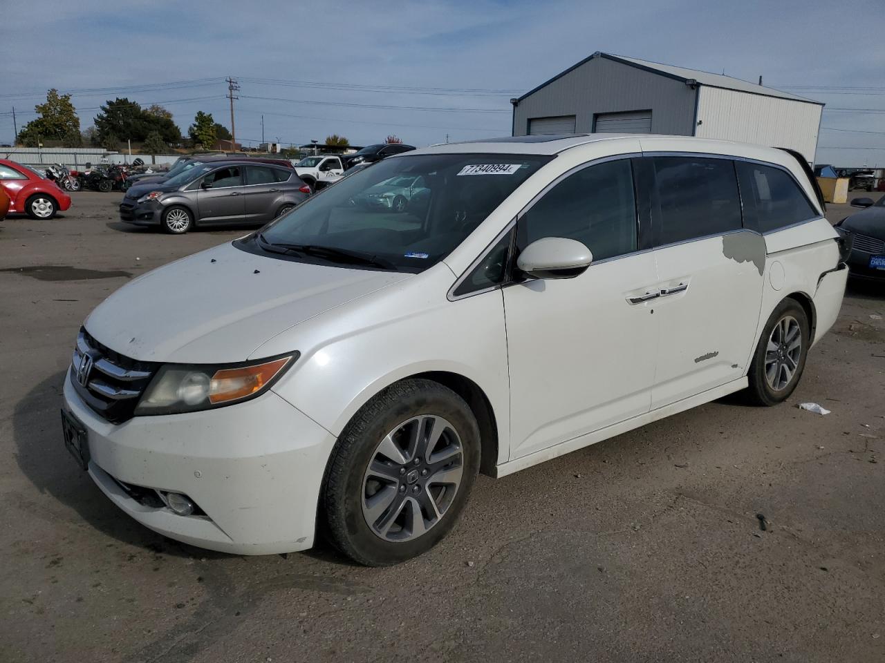 VIN 5FNRL5H92EB082322 2014 HONDA ODYSSEY no.1