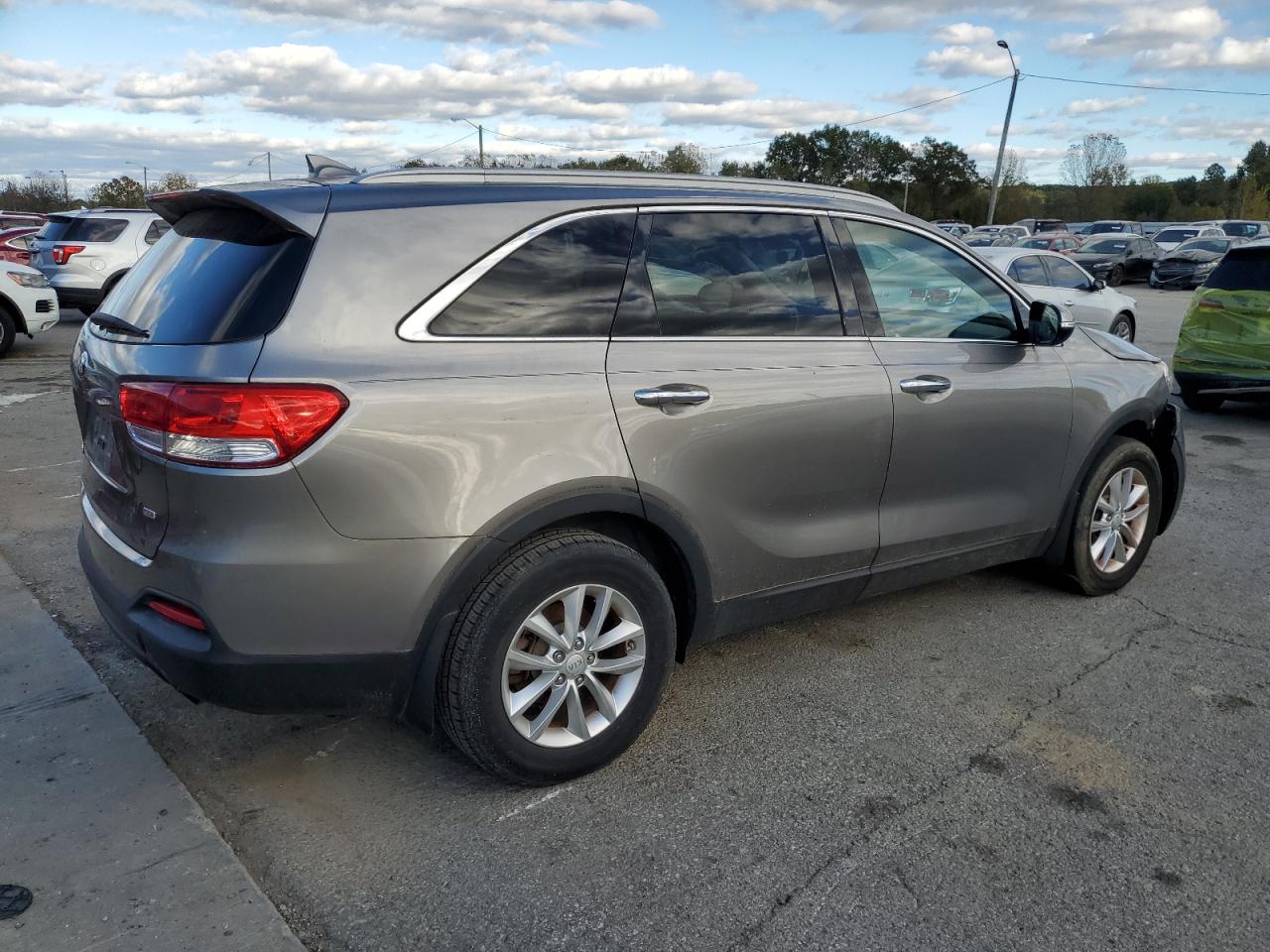 VIN 5XYPG4A32GG170021 2016 KIA SORENTO no.3