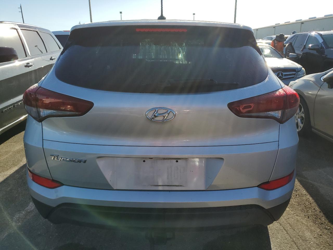 2017 Hyundai Tucson Se VIN: KM8J23A45HU385363 Lot: 76089544