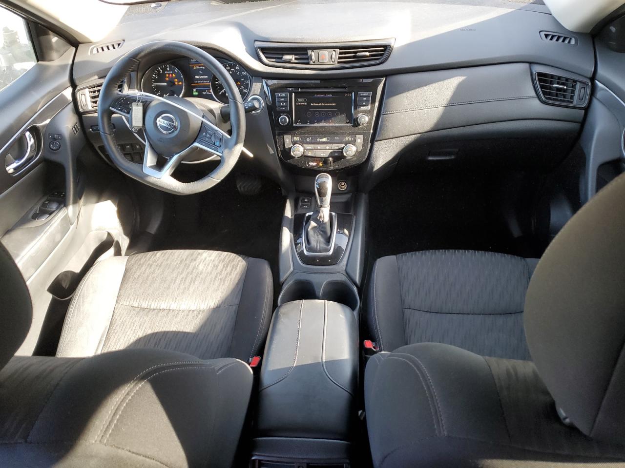 2020 Nissan Rogue - Image 8
