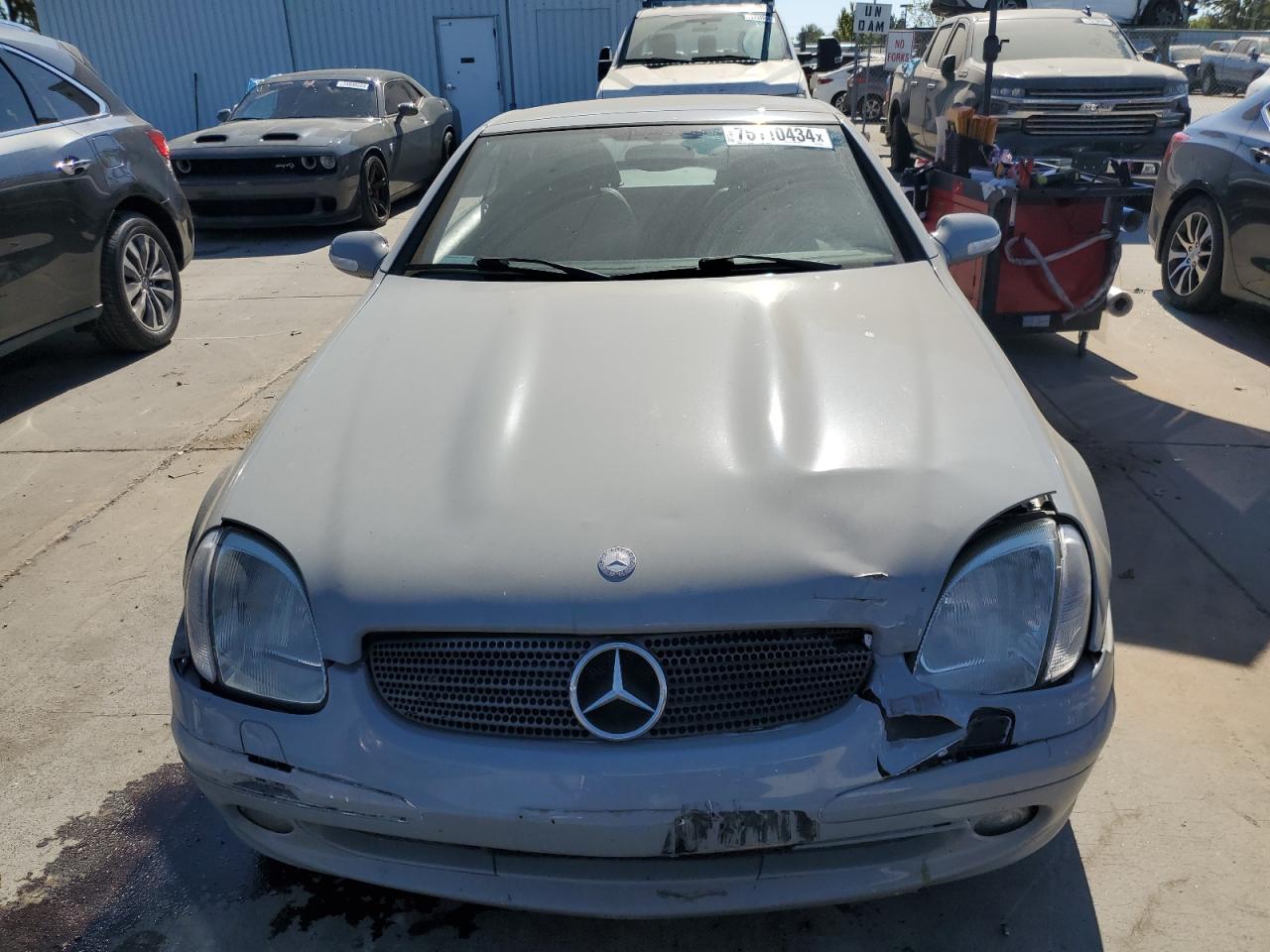 2001 Mercedes-Benz Slk 230 Kompressor VIN: WDBKK49F61F187940 Lot: 76110434