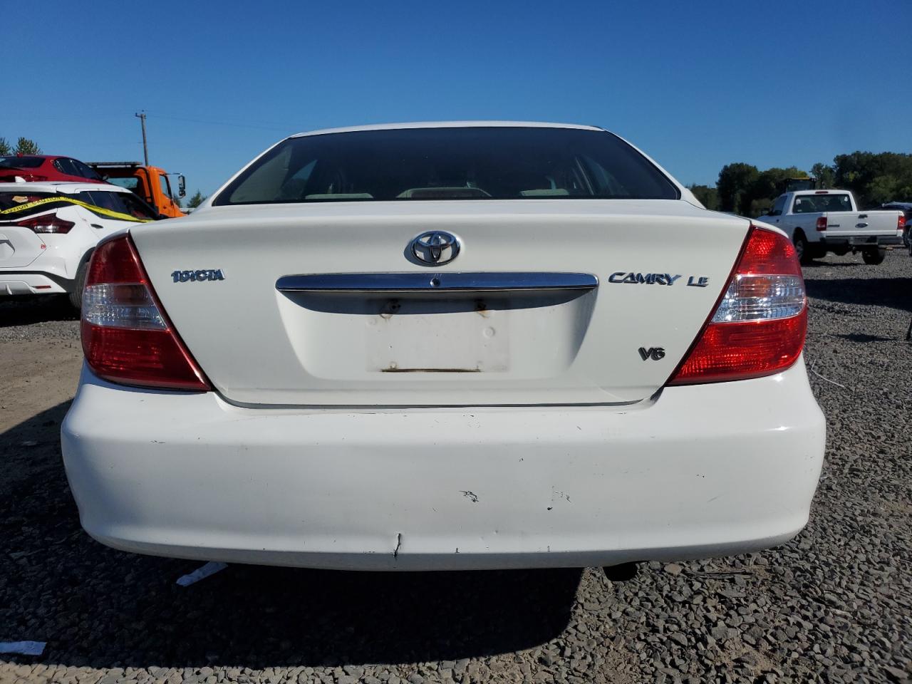 4T1BF32K22U018904 2002 Toyota Camry Le