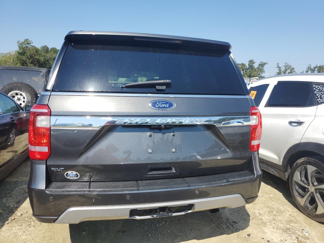 1FMJU1HT4KEA67487 2019 Ford Expedition Xlt