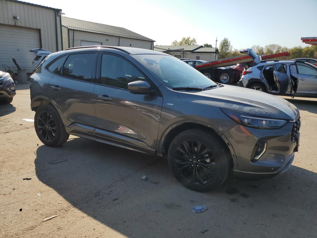 2023 Ford Escape - Image 4