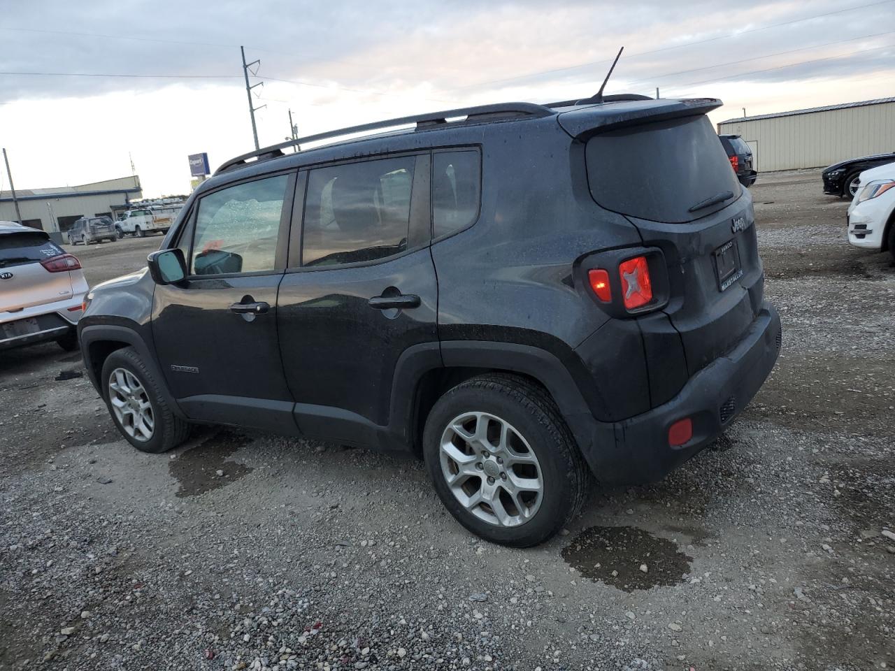 2017 Jeep Renegade - Image 2