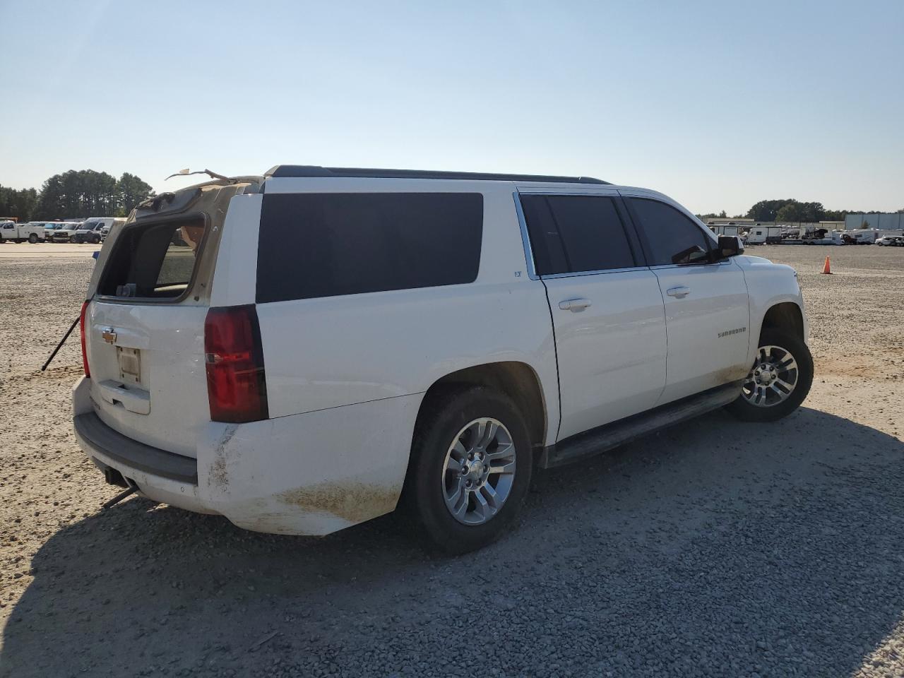 2017 Chevrolet Suburban C1500 Lt VIN: 1GNSCHKC9HR224601 Lot: 74898434