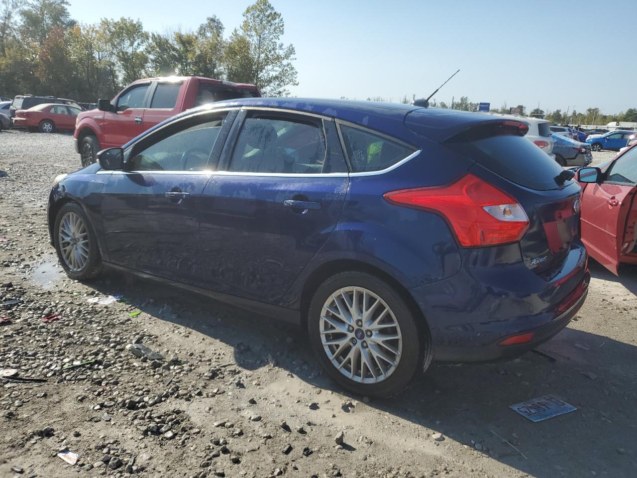 2012 Ford Focus Sel VIN: 1FAHP3M25CL102348 Lot: 75487204