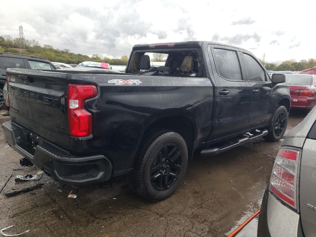 2023 Chevrolet Silverado - Image 3