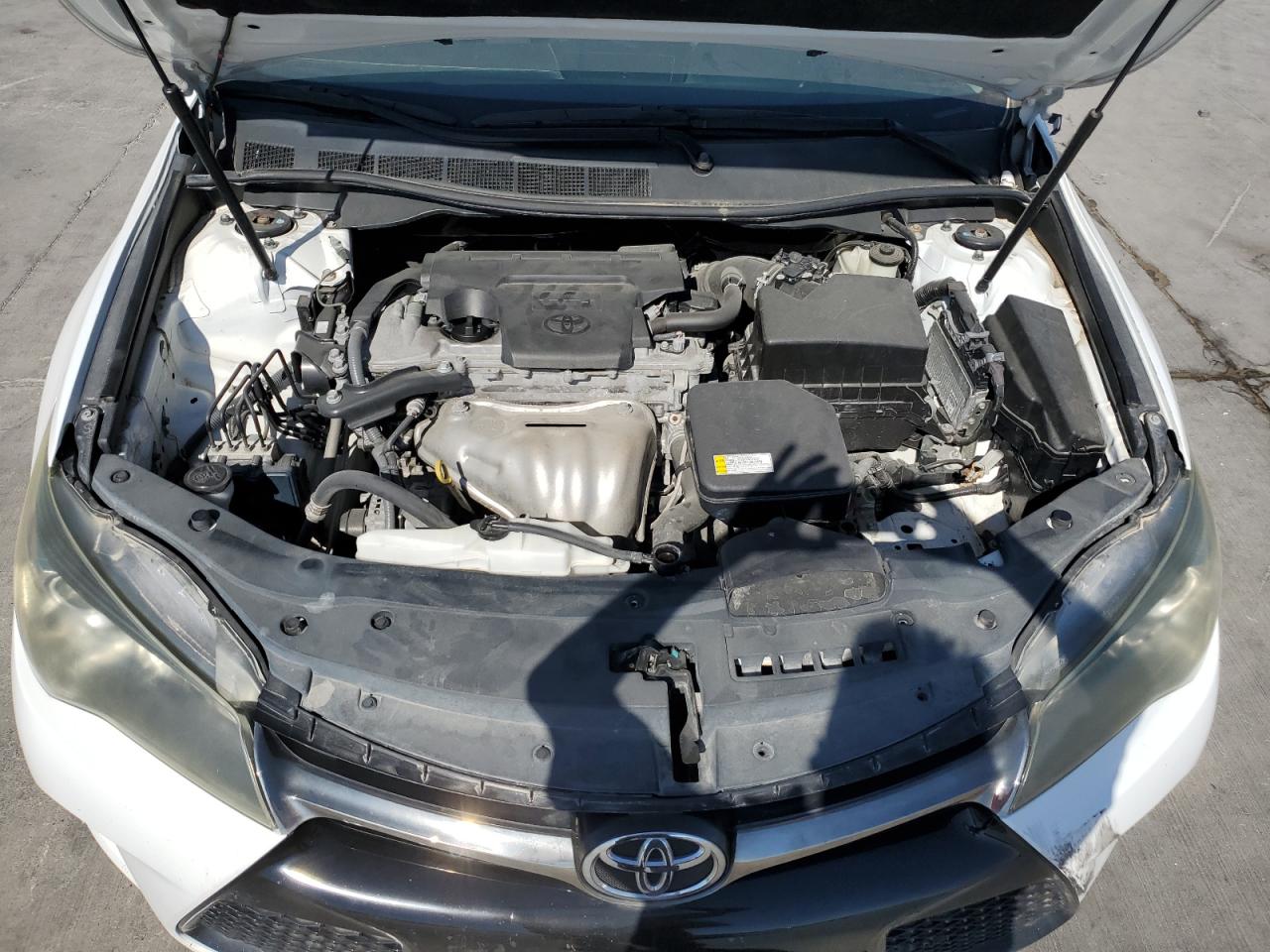 2016 Toyota Camry Le VIN: 4T1BF1FK4GU120226 Lot: 77479154