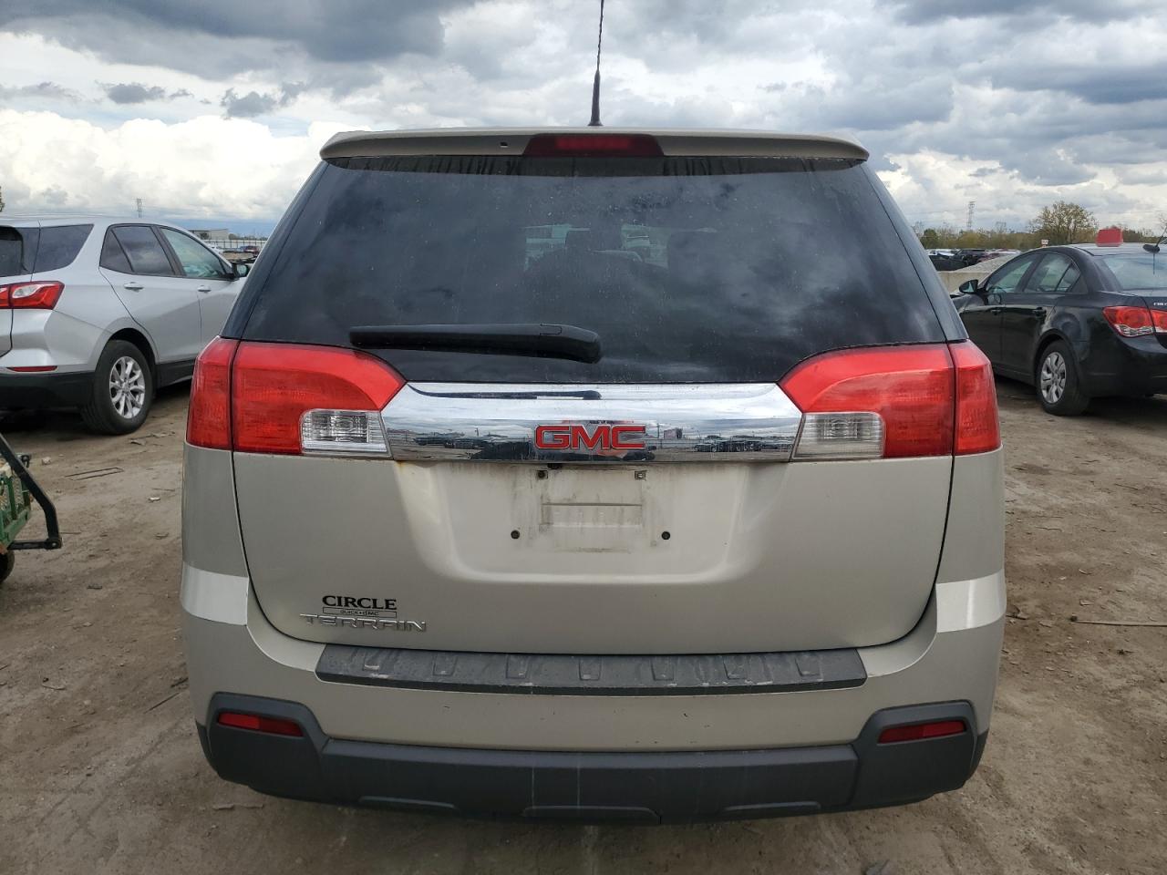 2011 GMC Terrain - Image 6