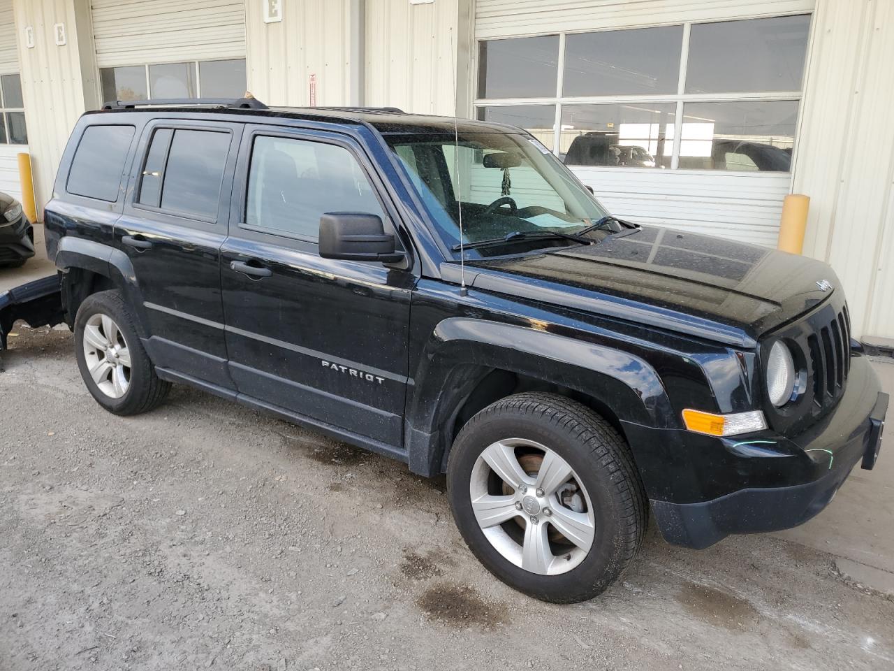 VIN 1C4NJRBB4ED847061 2014 JEEP PATRIOT no.4