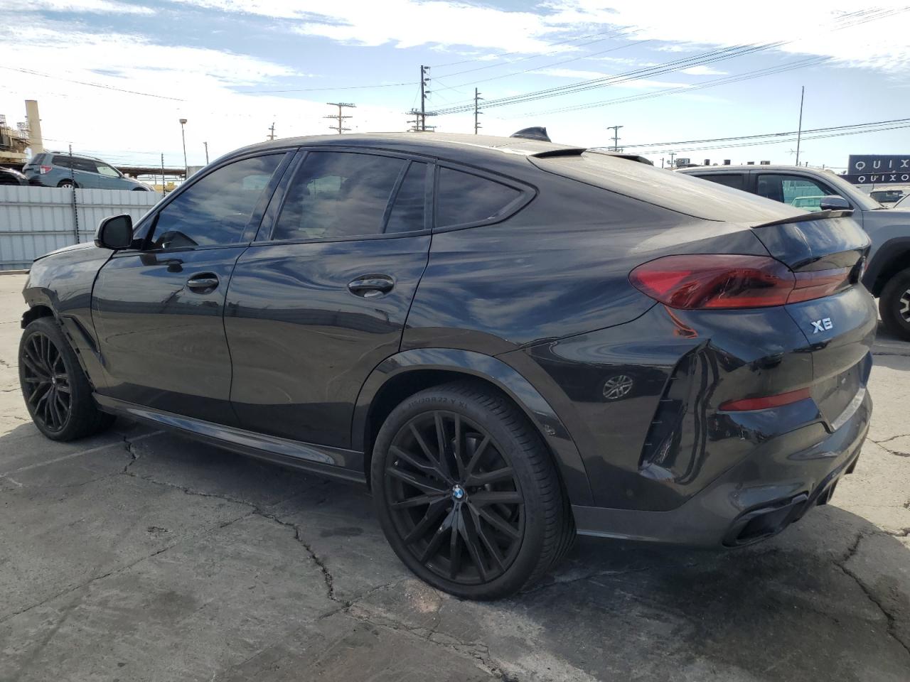 2022 BMW X6 - Image 2