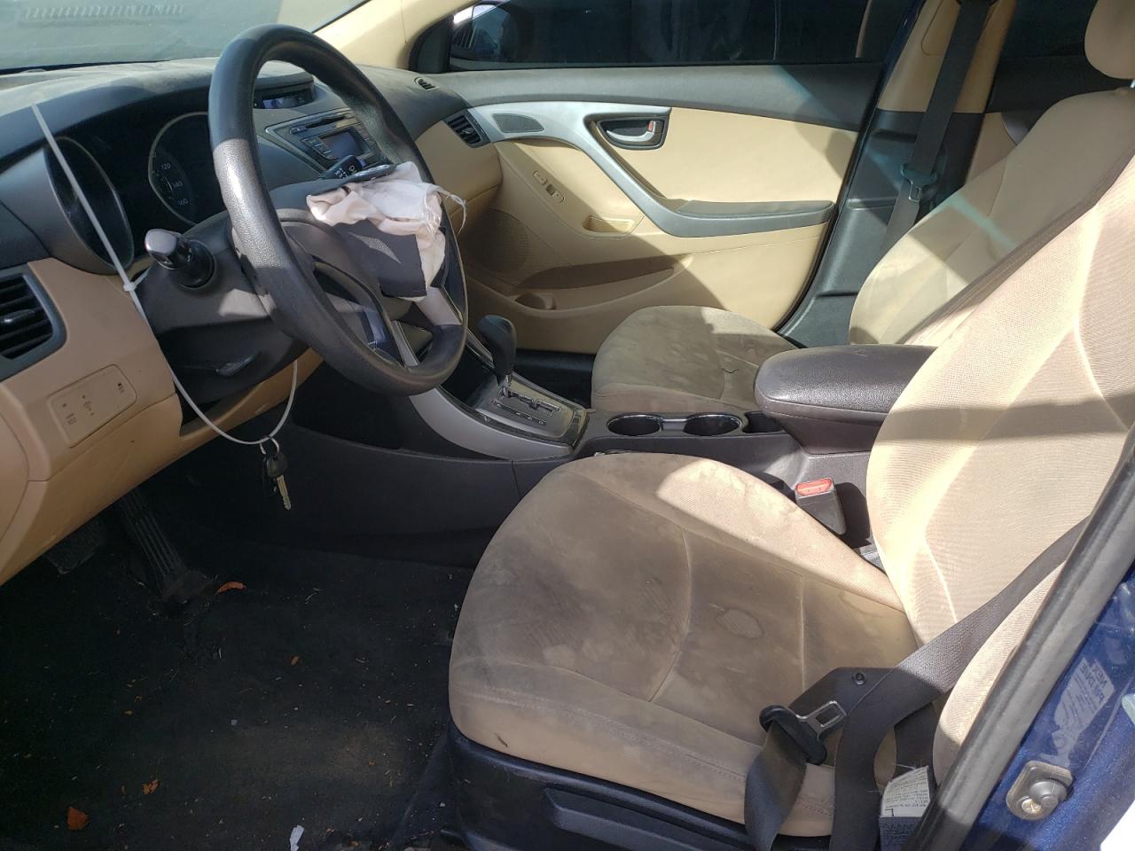 2013 Hyundai Elantra - Image 7
