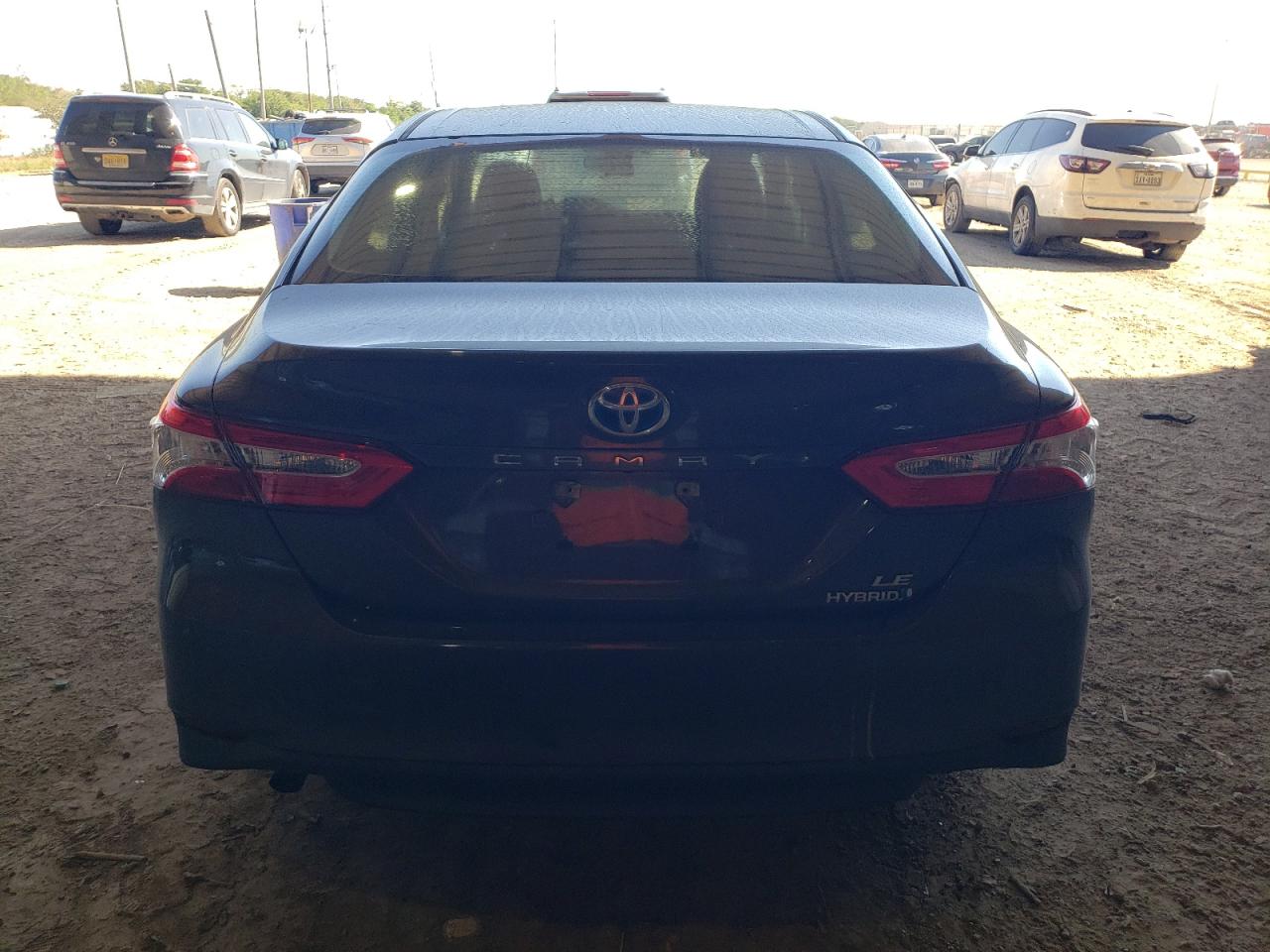 4T1B31HK2JU002379 2018 Toyota Camry Le