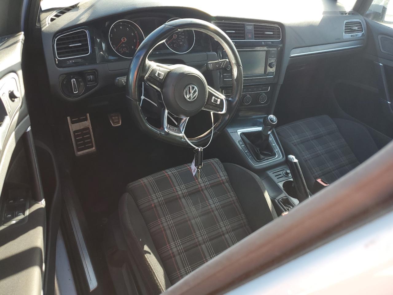 VIN 3VW5T7AU4KM030820 2019 VOLKSWAGEN GTI no.8