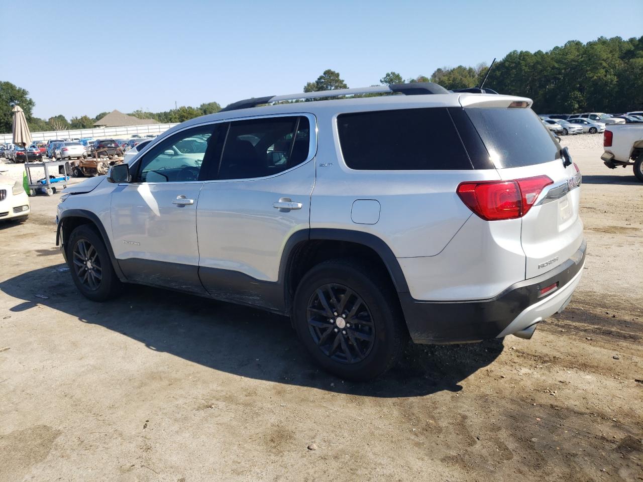 2018 GMC Acadia - Image 2