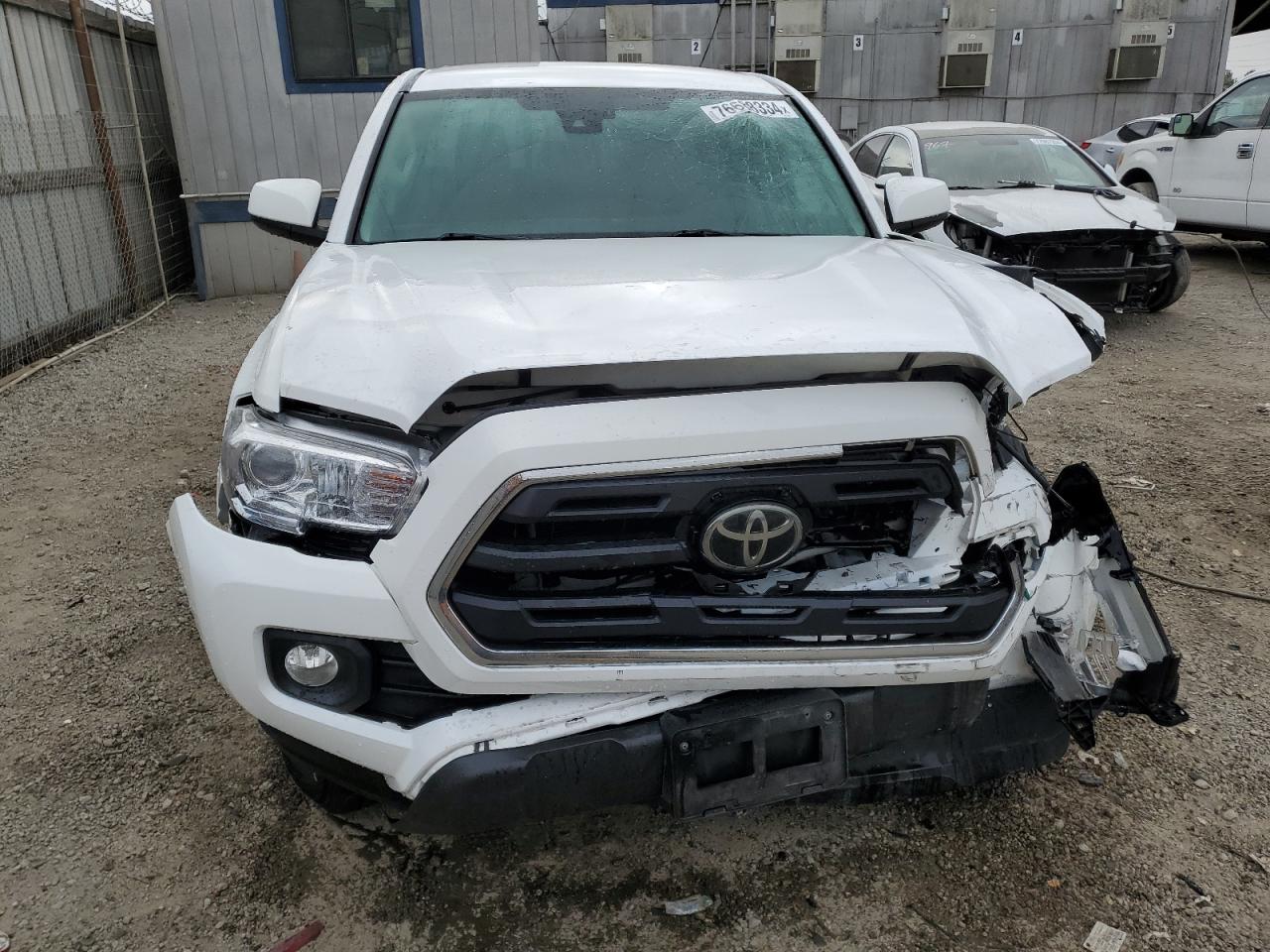 2019 Toyota Tacoma - Image 5