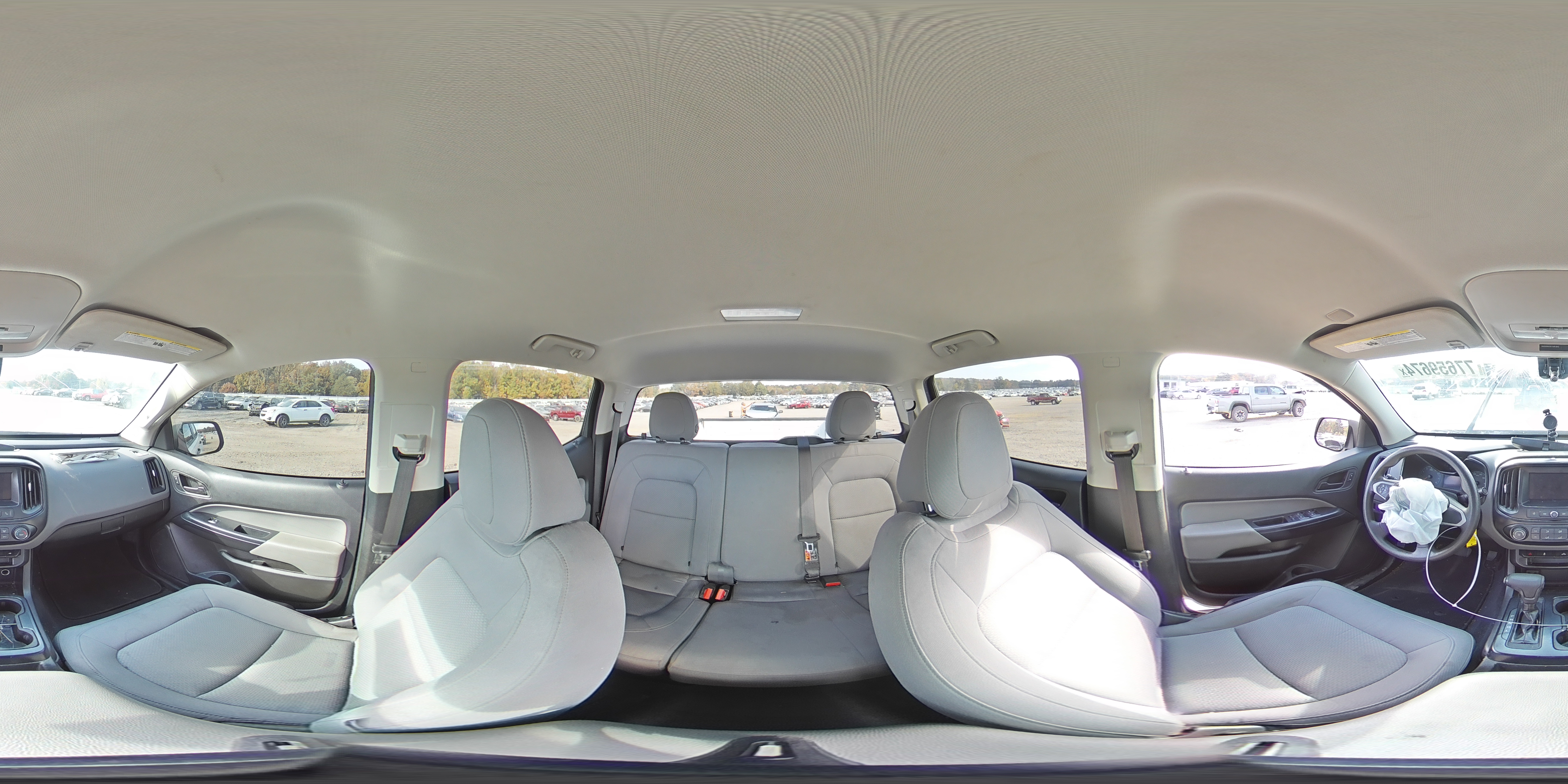 2020 Chevrolet Colorado - Image 13