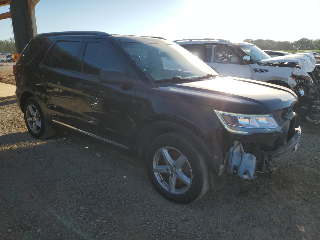 VIN 1FM5K7D85JGA91649 2018 FORD EXPLORER no.4