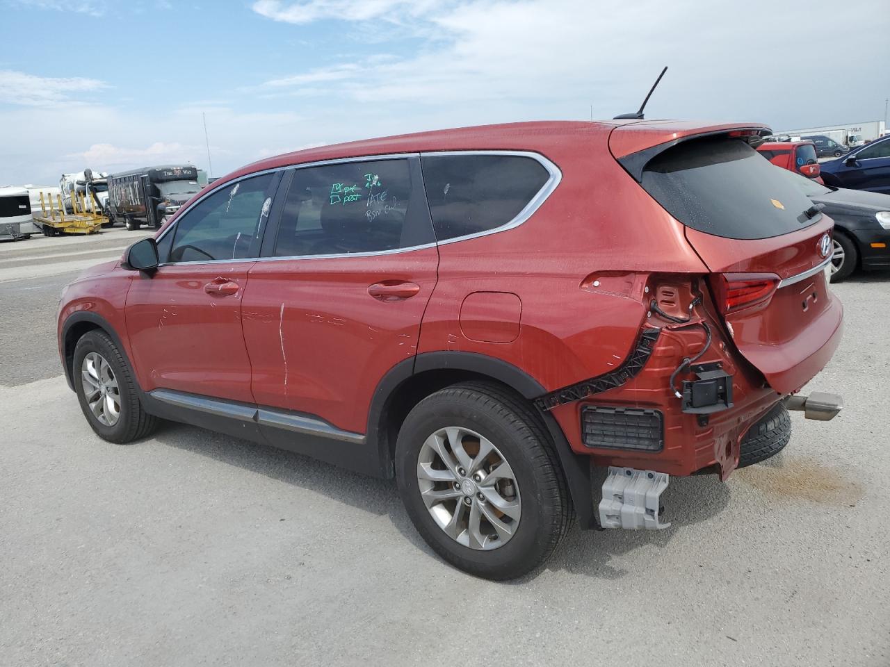 2019 Hyundai Santa Fe - Image 2