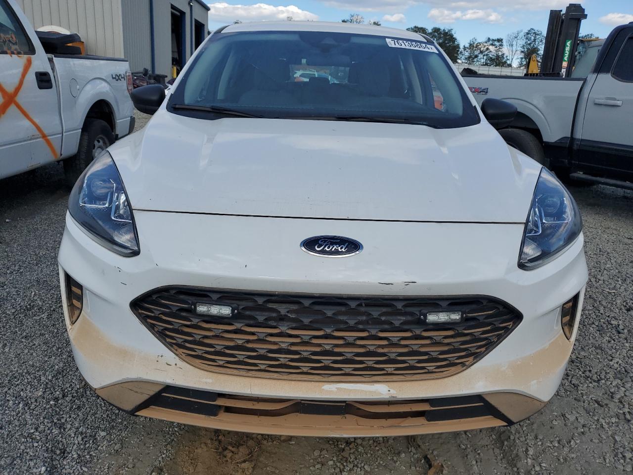 2020 Ford Escape - Image 5