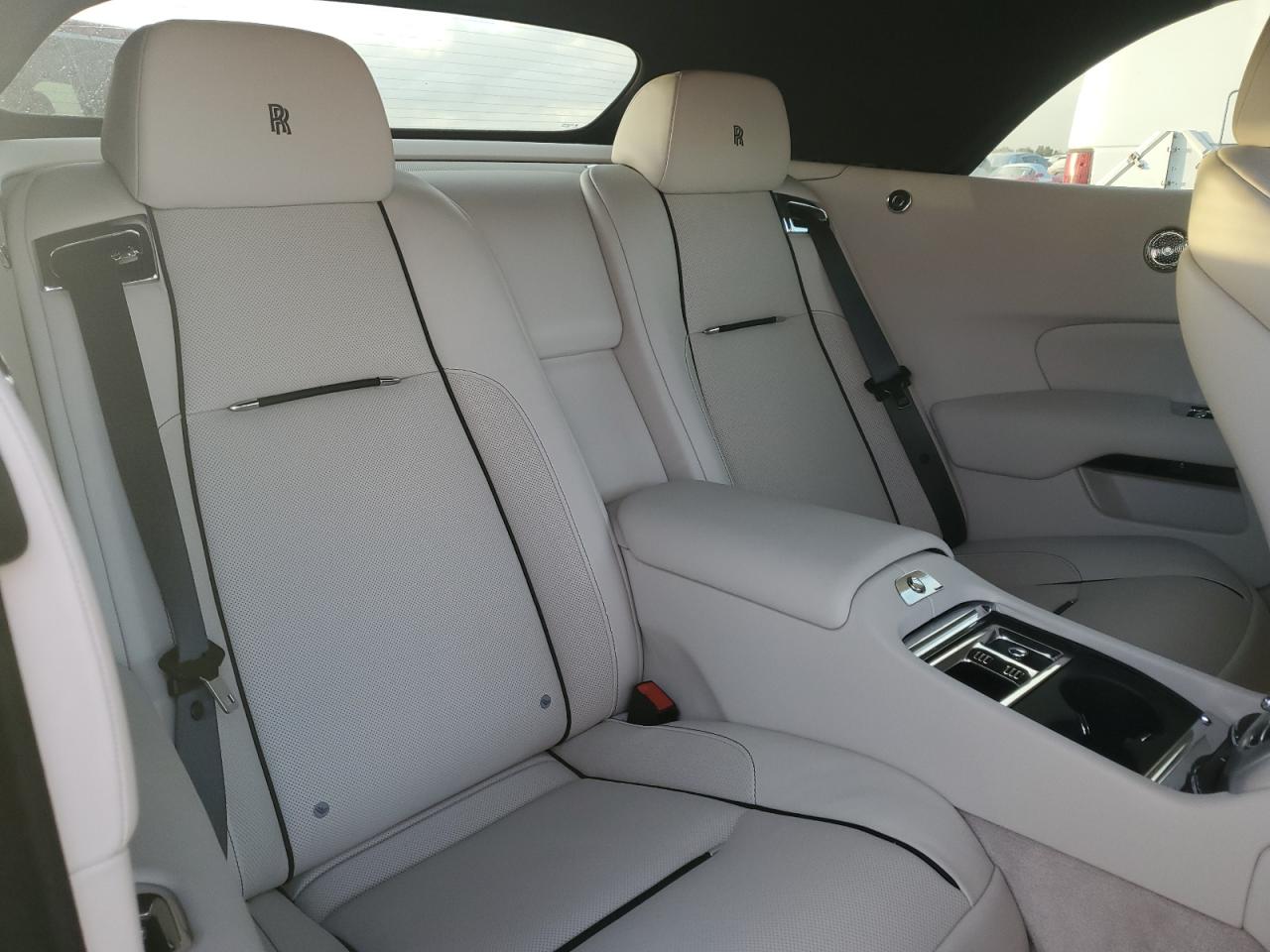 2019 Rolls-Royce Dawn - Image 10