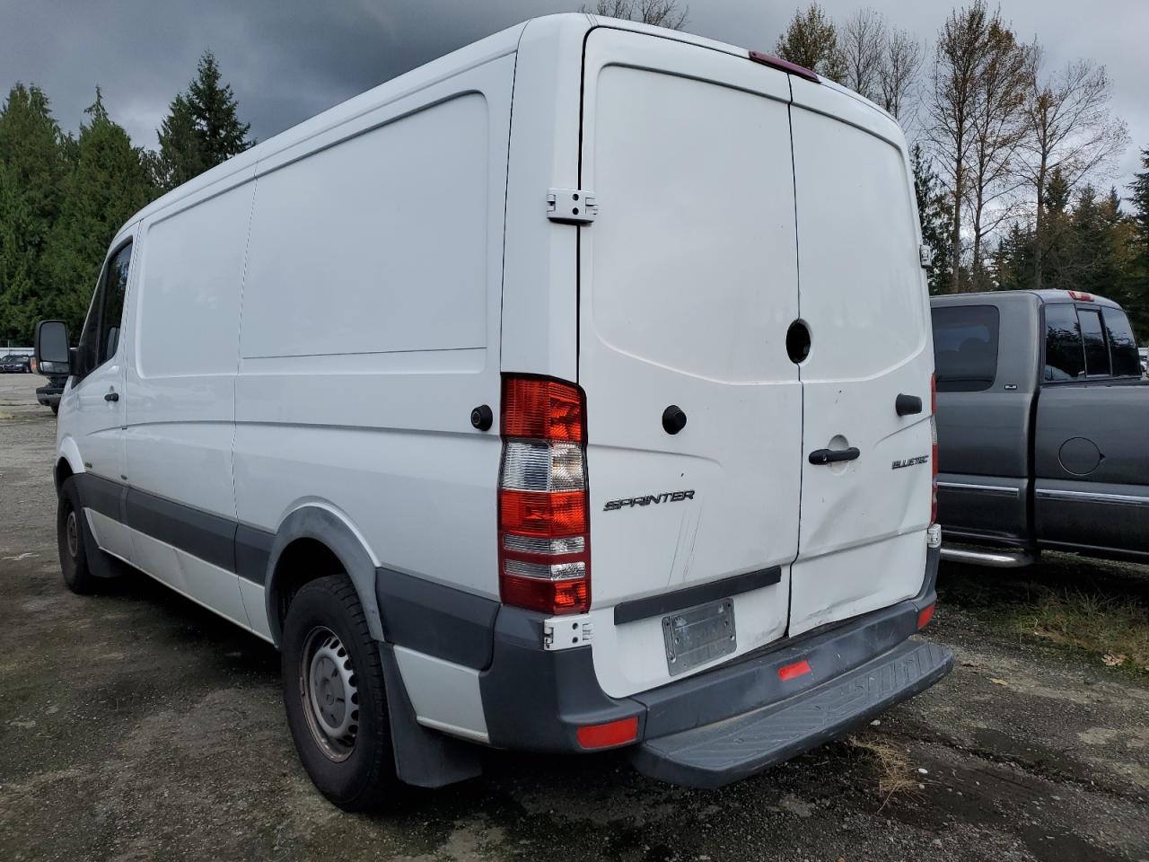 VIN WD3PE7DC0F5970837 2015 MERCEDES-BENZ SPRINTER no.2