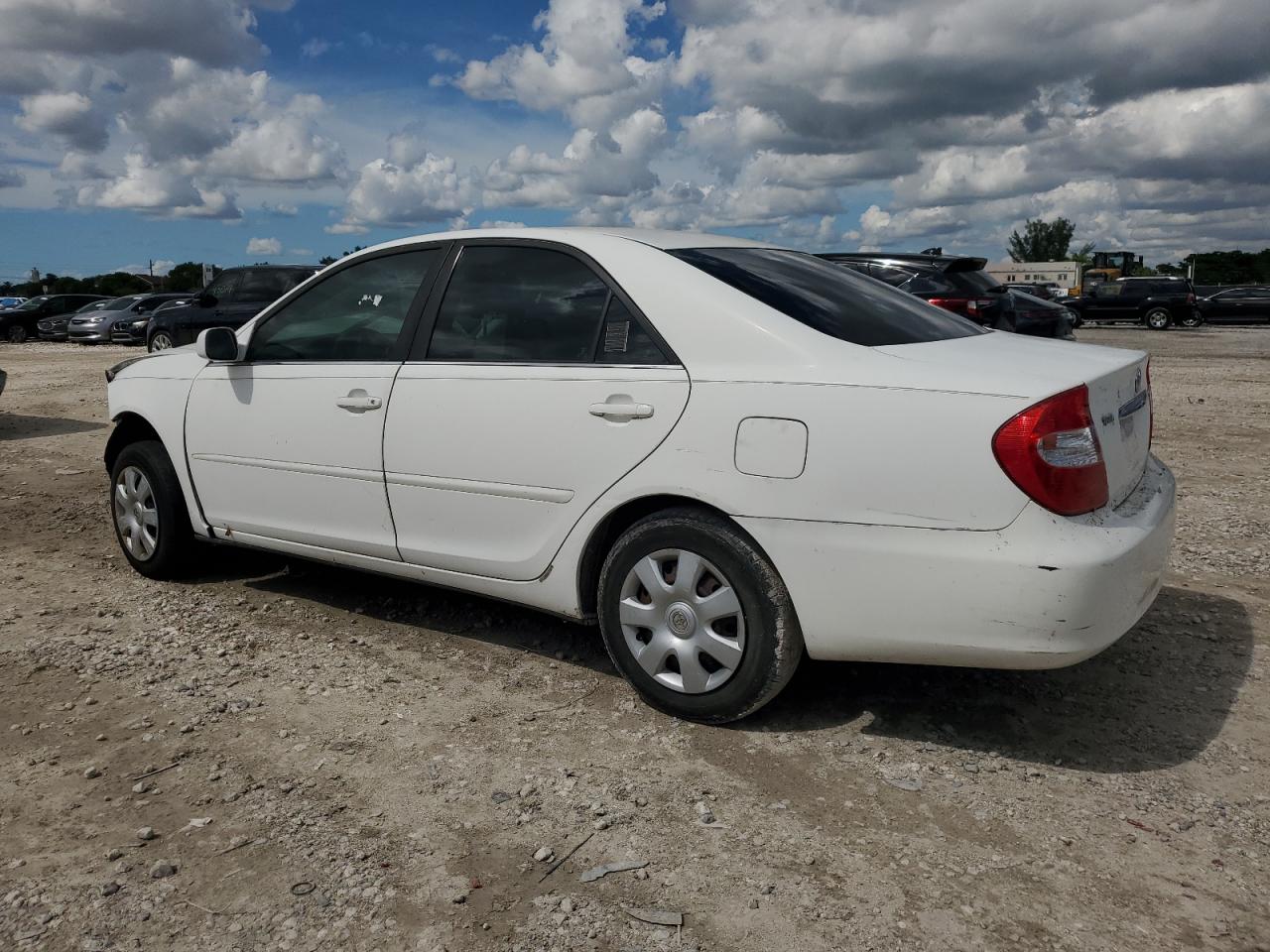 2004 Toyota Camry - Image 2