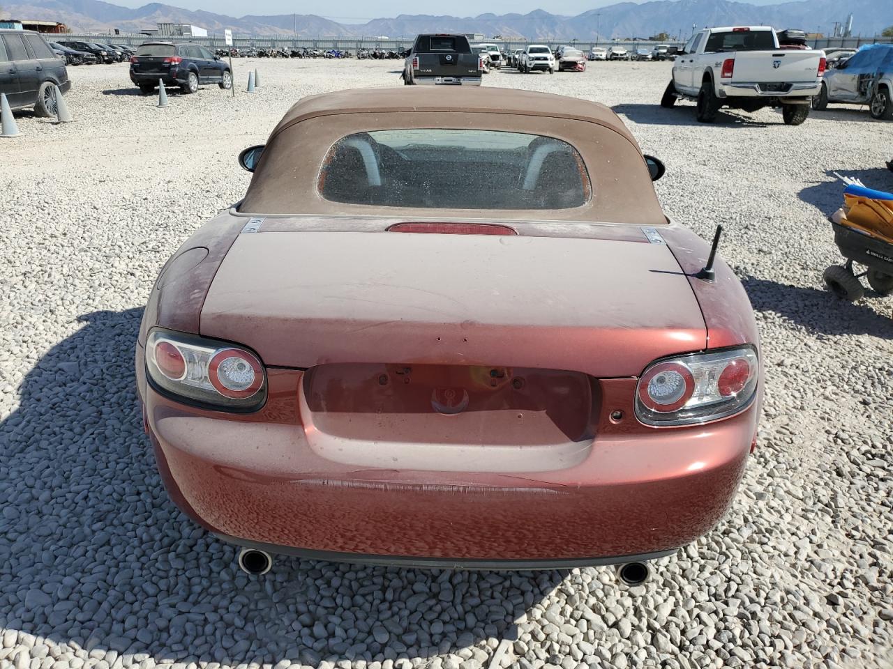 2008 Mazda Mx-5 Miata VIN: JM1NC25F180141015 Lot: 75513084