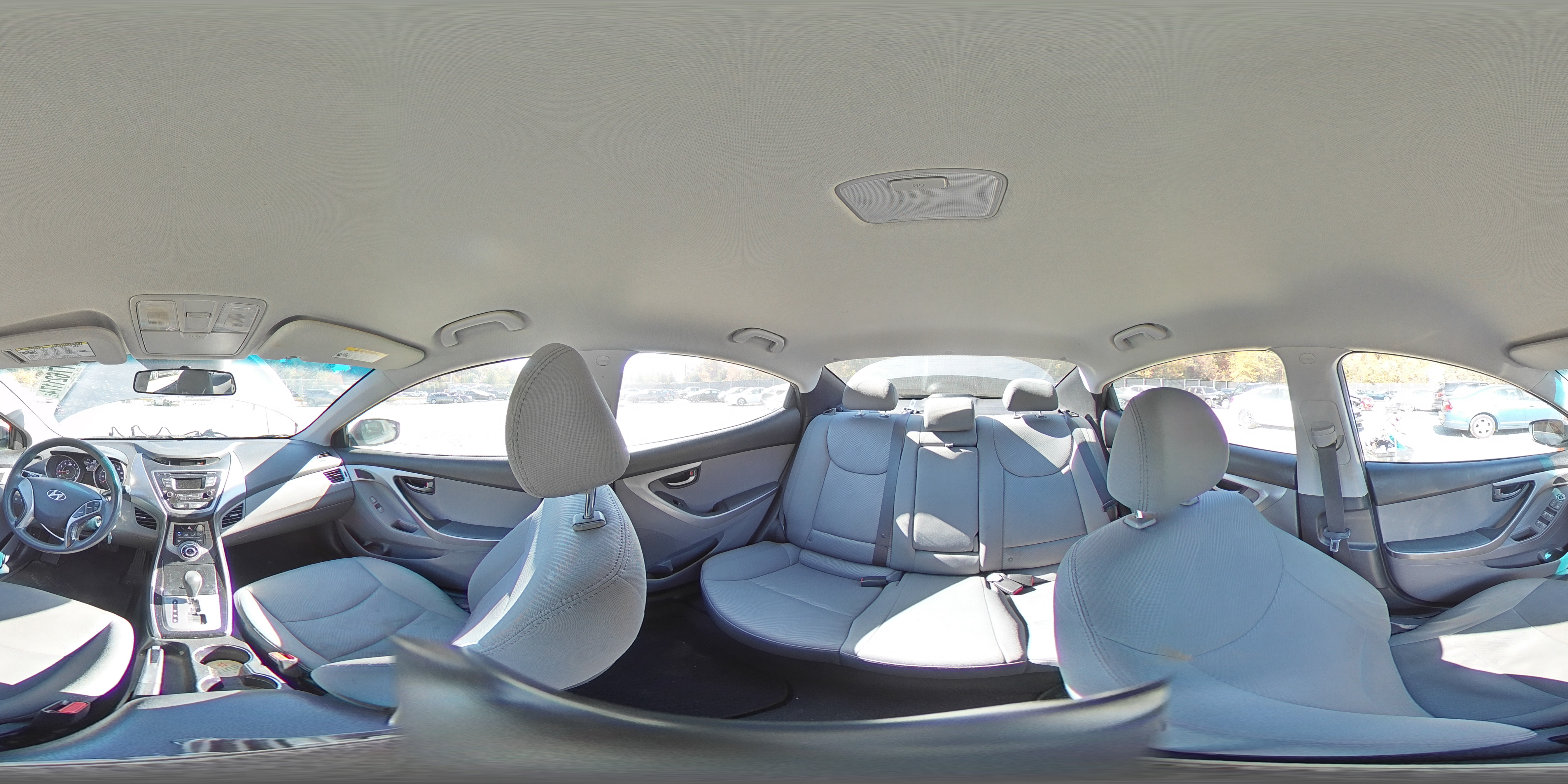2013 Hyundai Elantra - Image 12