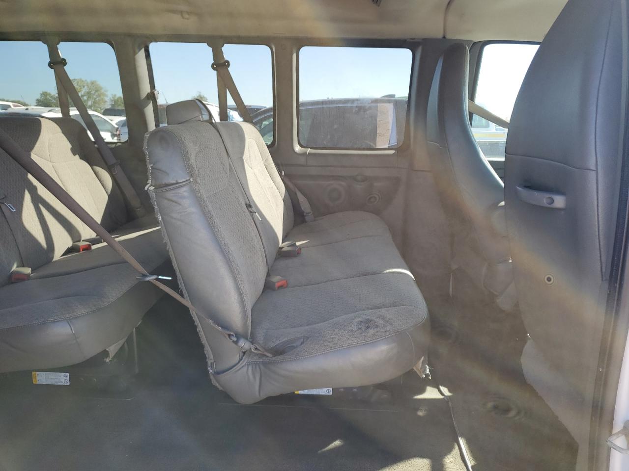 1GAZG1FA7E1195341 2014 Chevrolet Express G3500 Lt