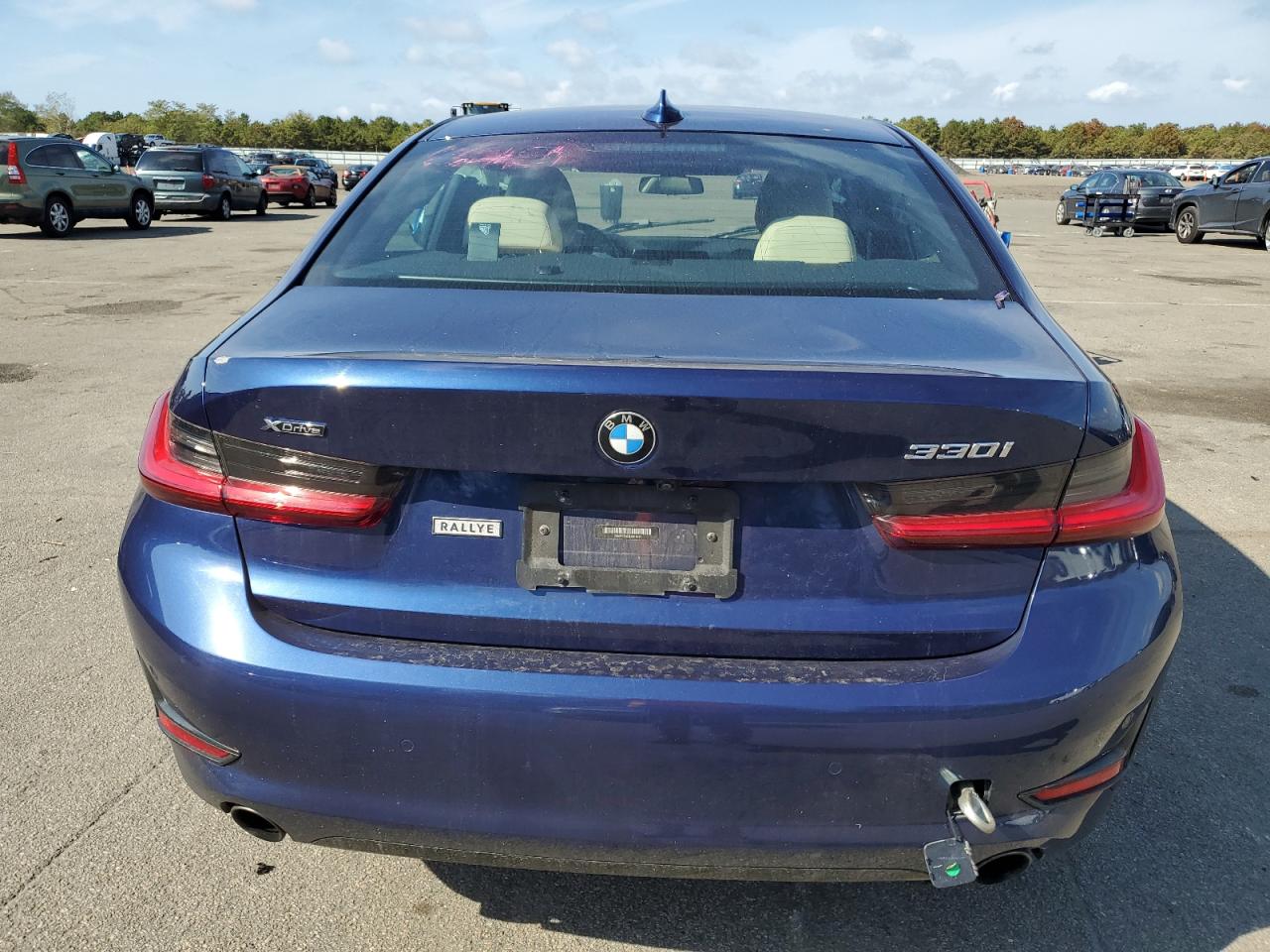 3MW5R7J03L8B18361 2020 BMW 330Xi