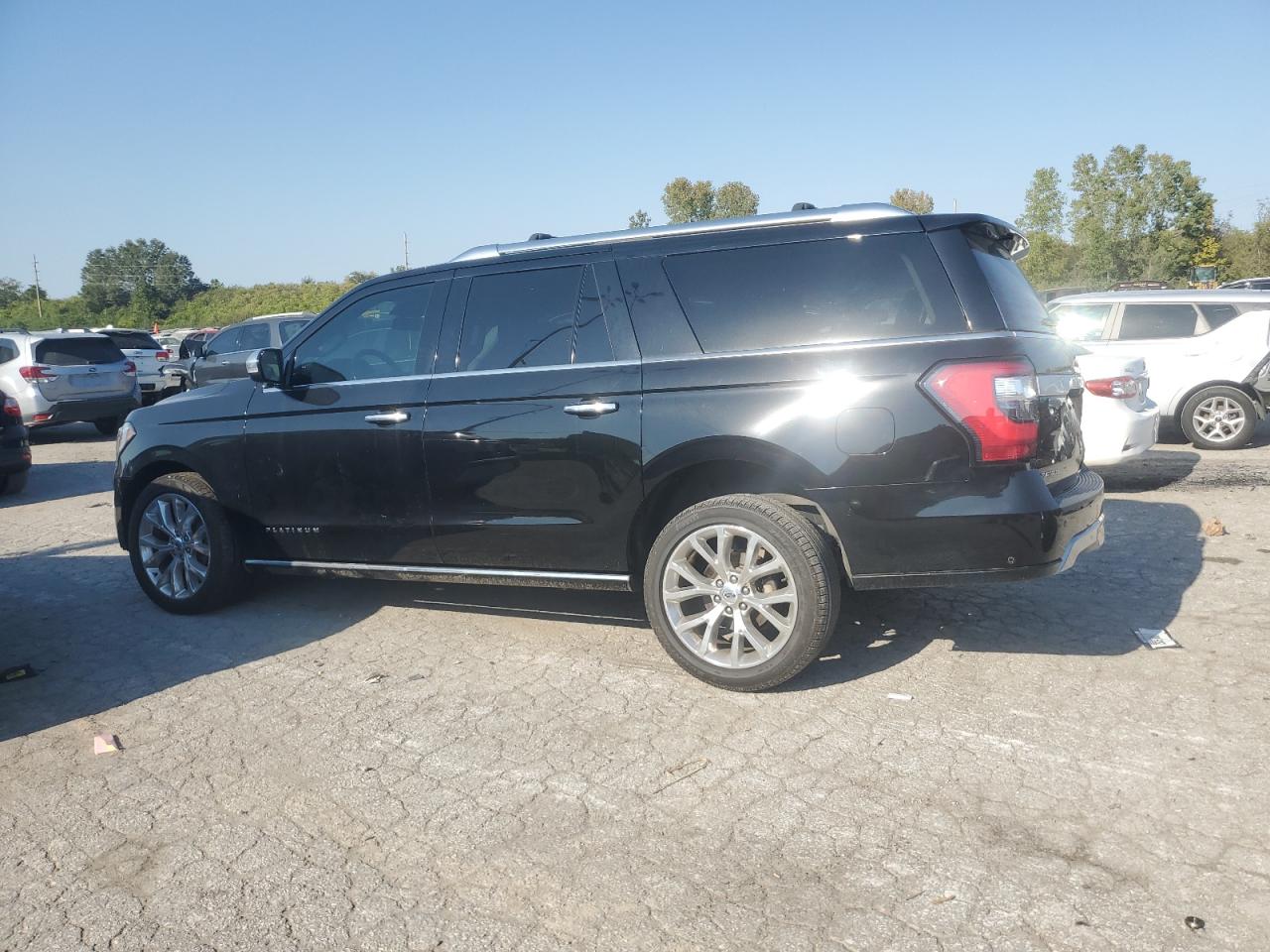 2018 Ford Expedition - Image 2