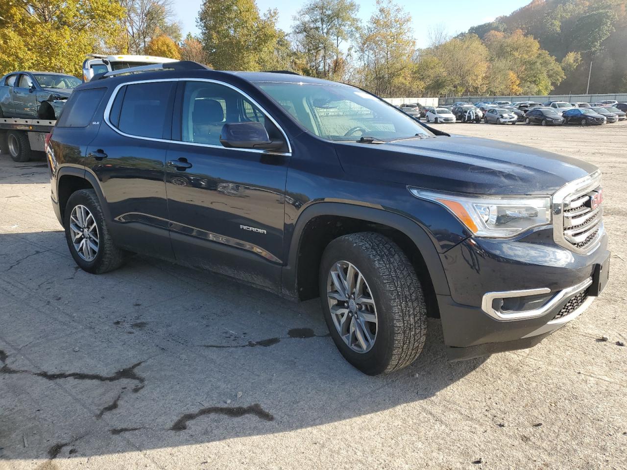 2017 GMC Acadia - Image 4