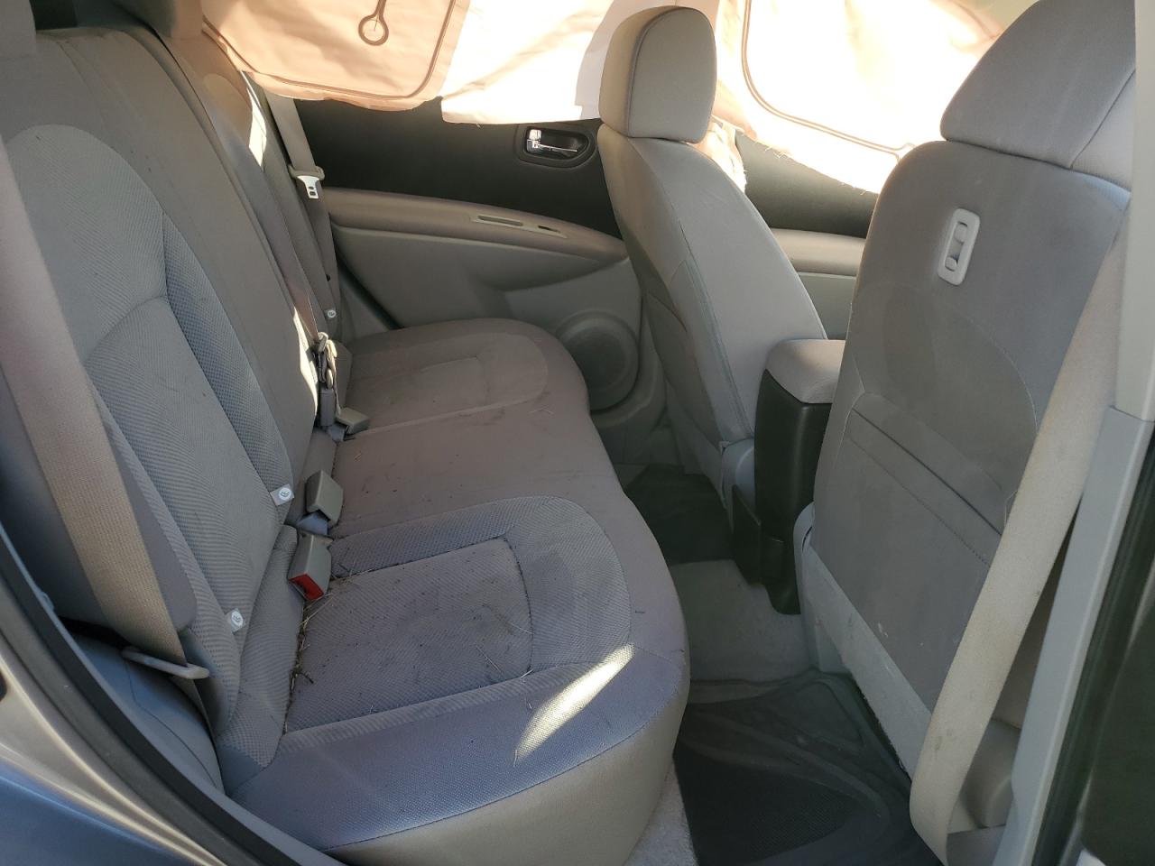 2013 Nissan Rogue - Image 10