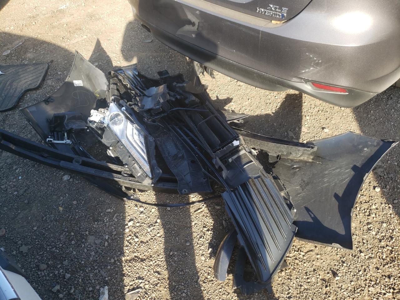 2023 Toyota Camry - Image 12